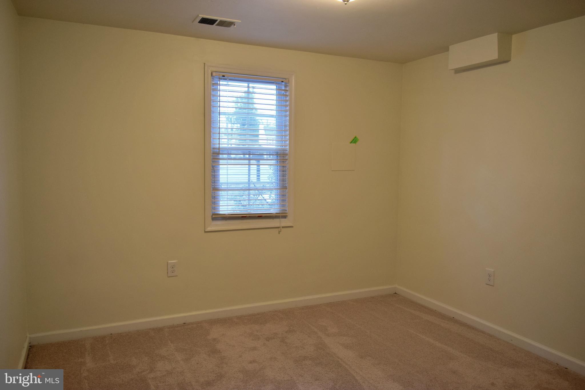 FORT WASHINGTON - Residential