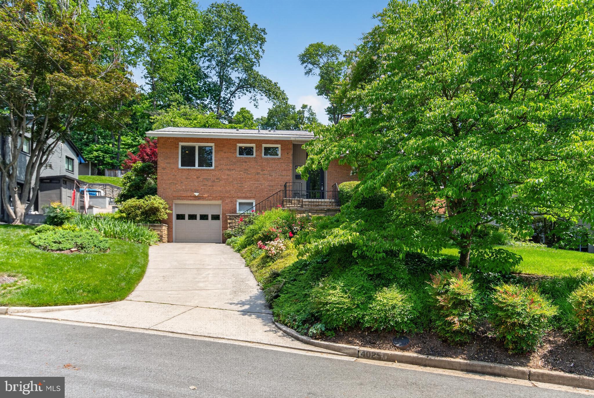 4025 24TH ROAD N