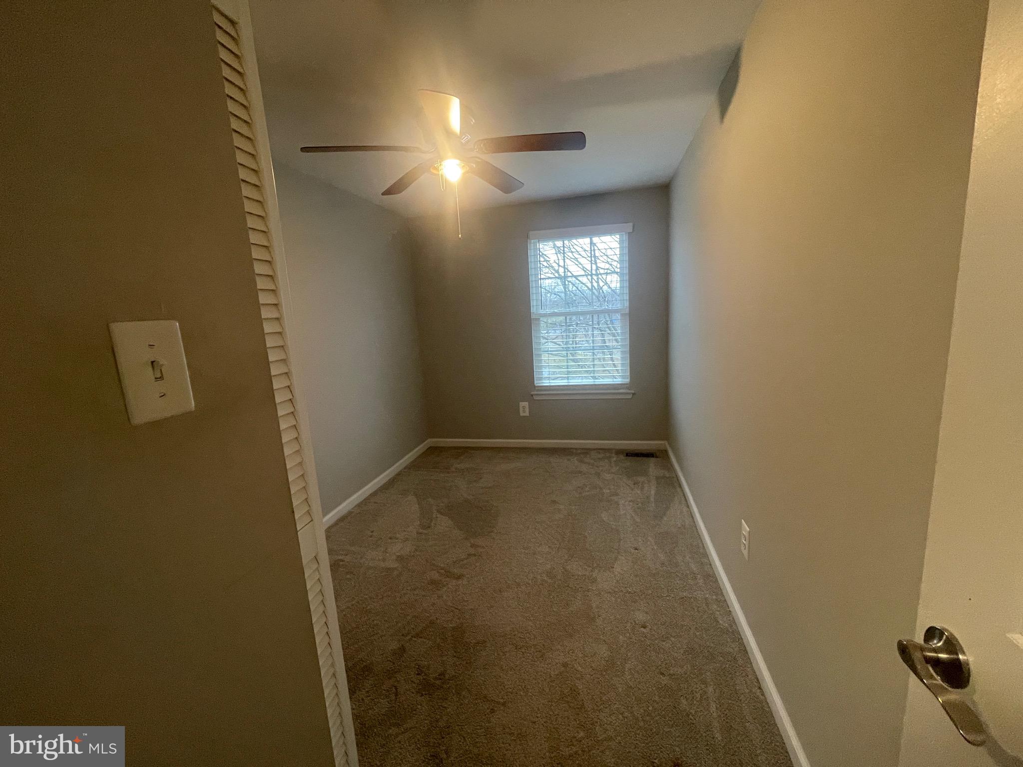 LAKE VILLAGE MANOR - Residential Lease