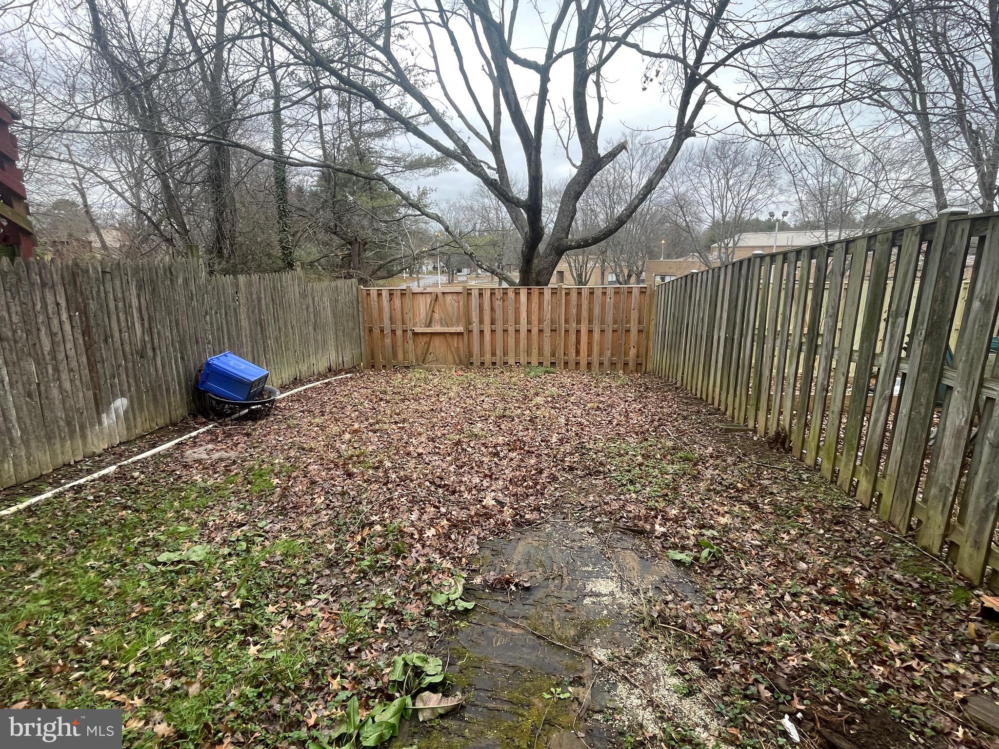 LAKE VILLAGE MANOR - Residential Lease