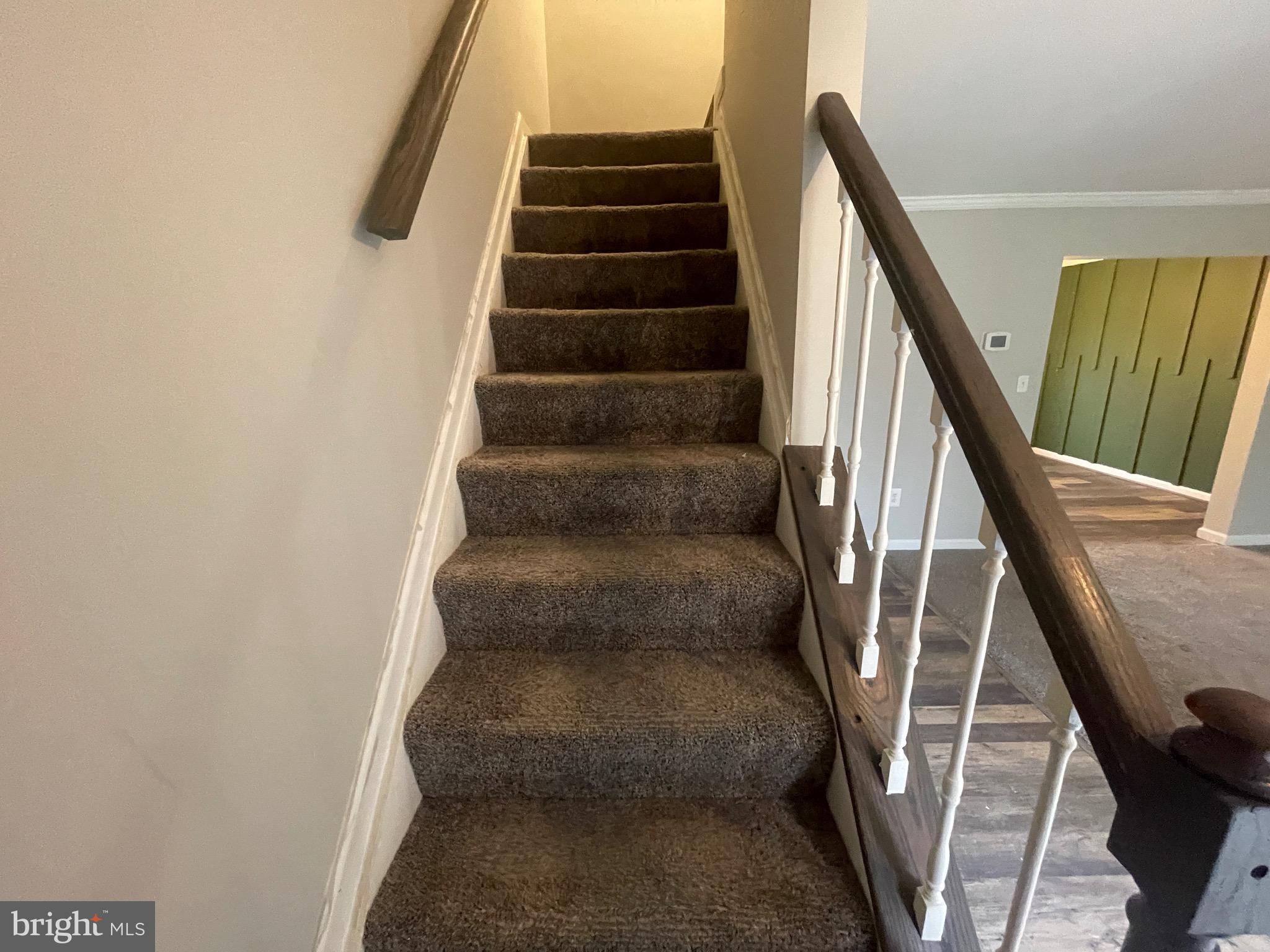 LAKE VILLAGE MANOR - Residential Lease