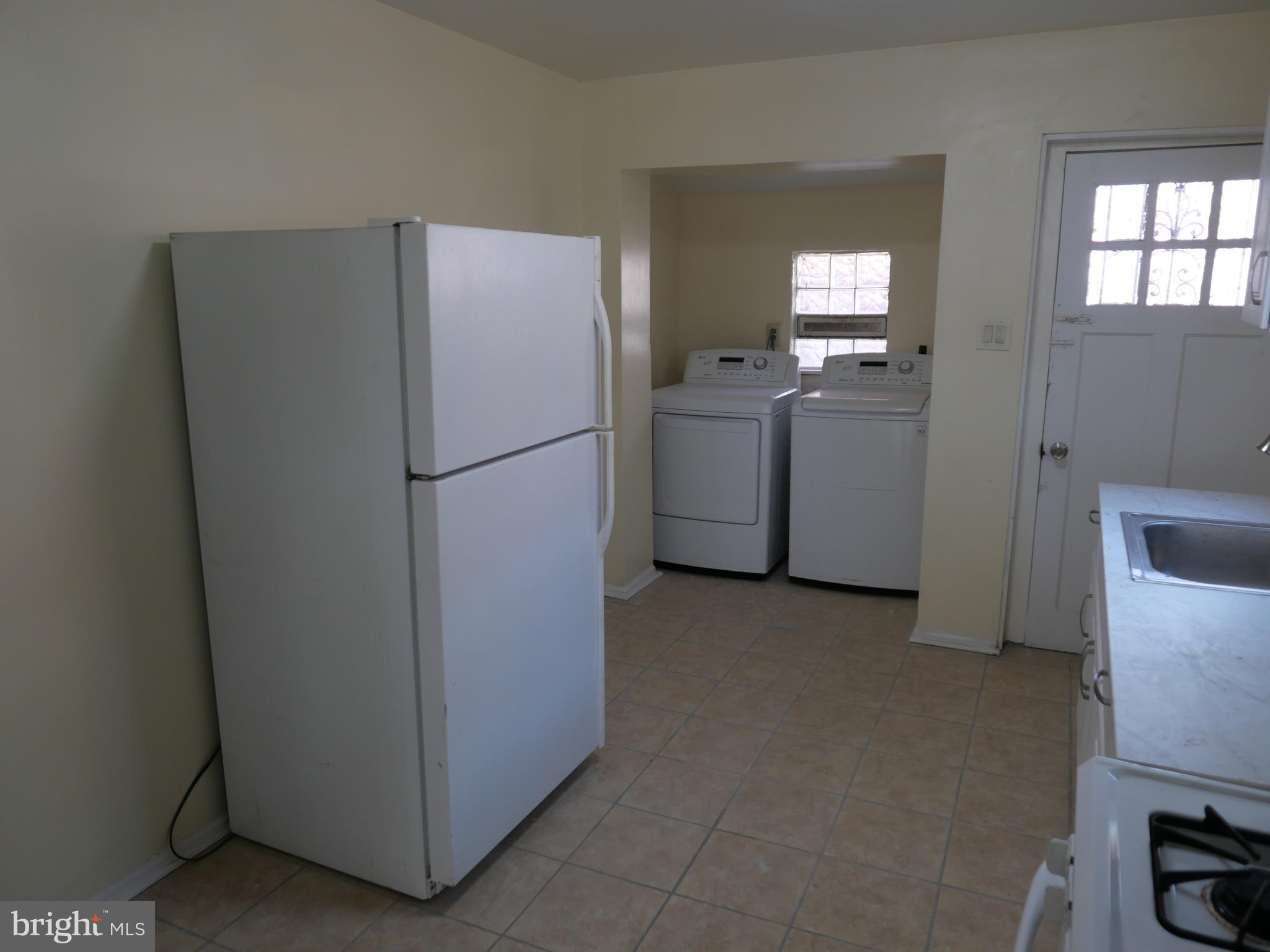 POWELTON VILLAGE - Residential Lease