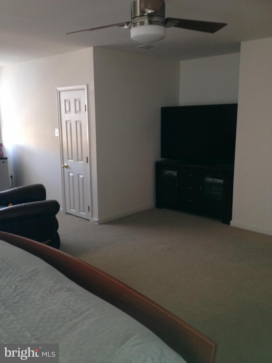 FLETCHER'S GROVE - Residential Lease