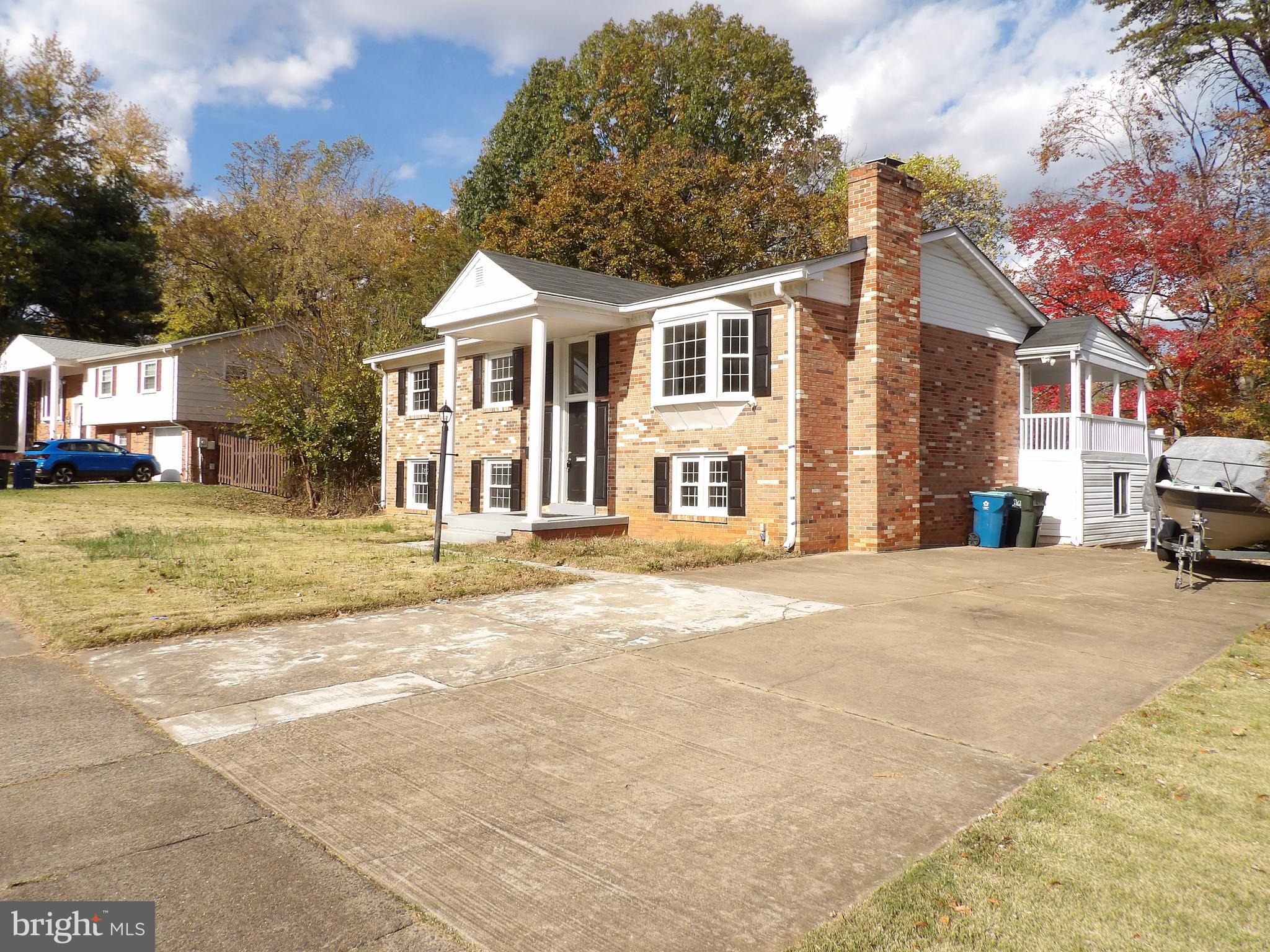 DALE CITY - Residential Lease