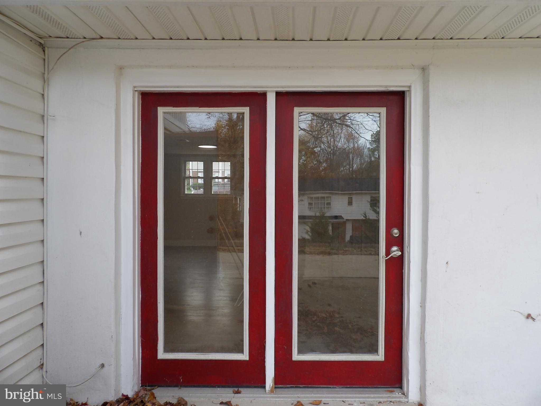 DALE CITY - Residential Lease