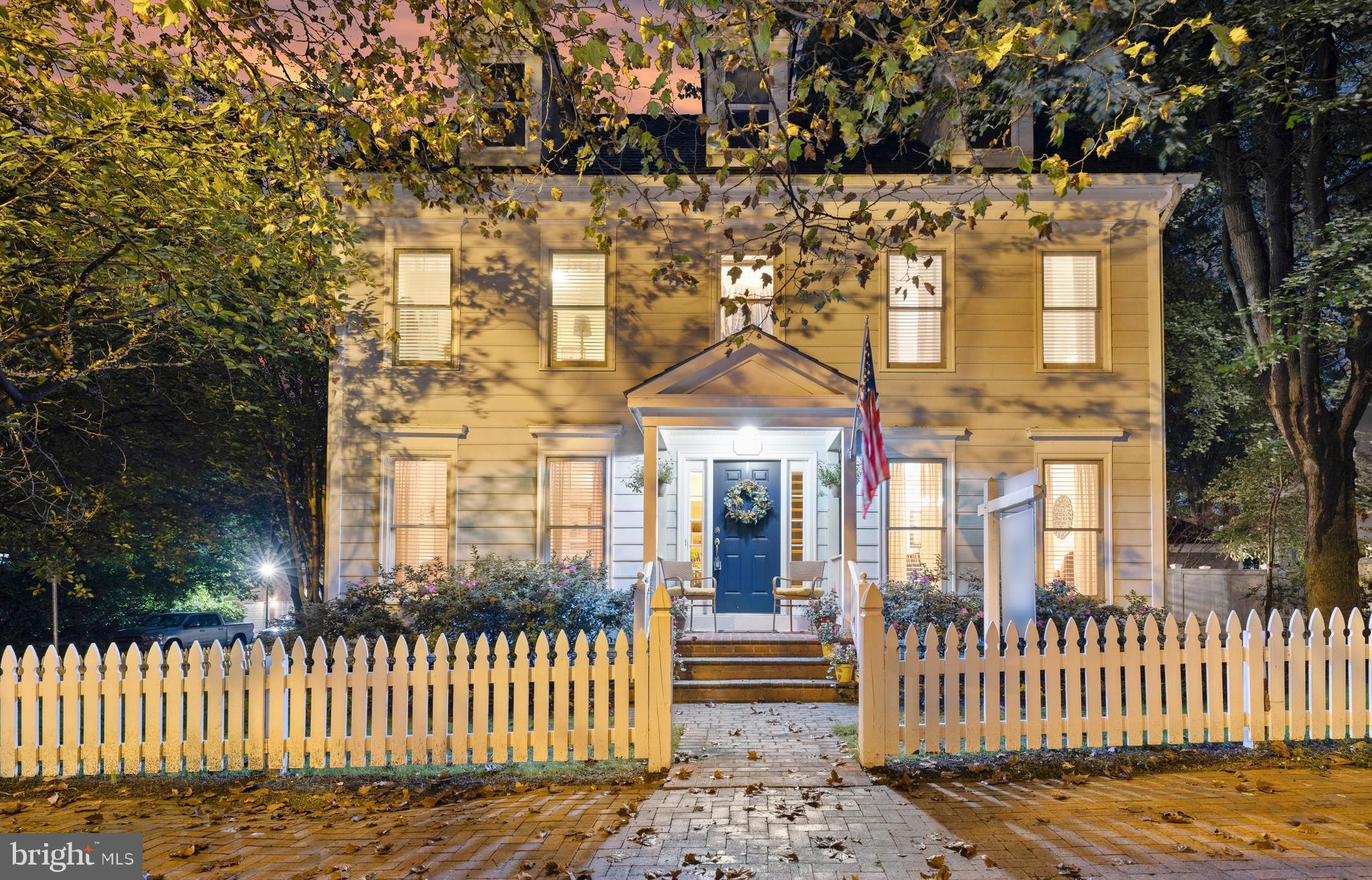 KENTLANDS - Residential