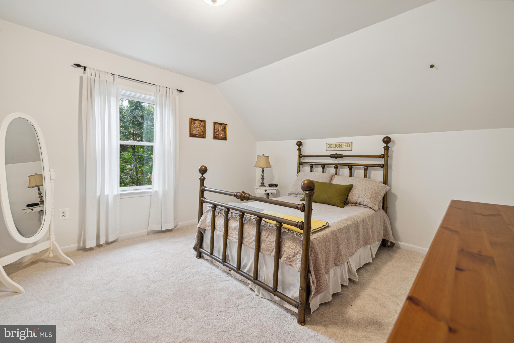 KENTLANDS - Residential