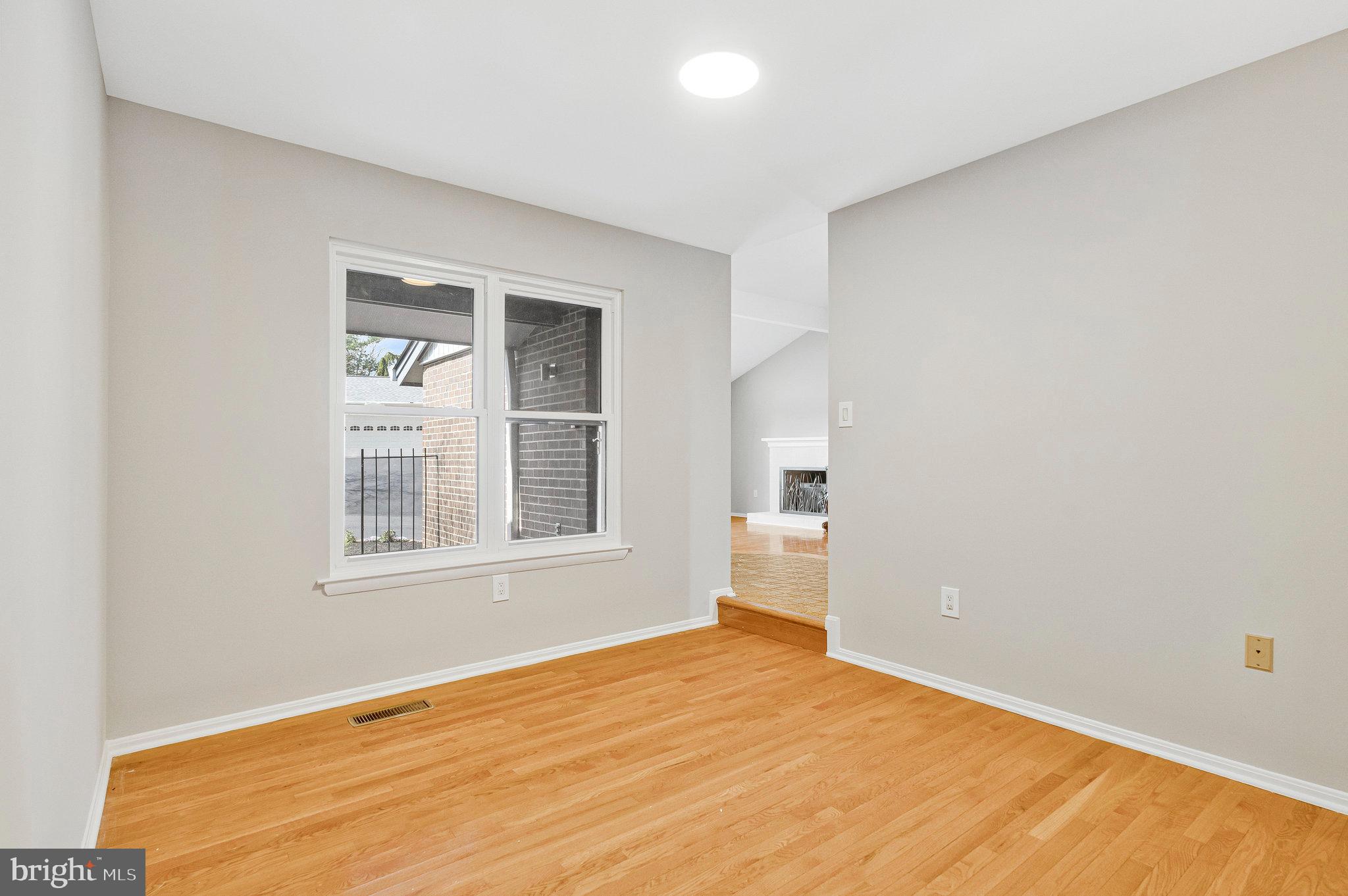 LEXINGTON ESTATES - Residential