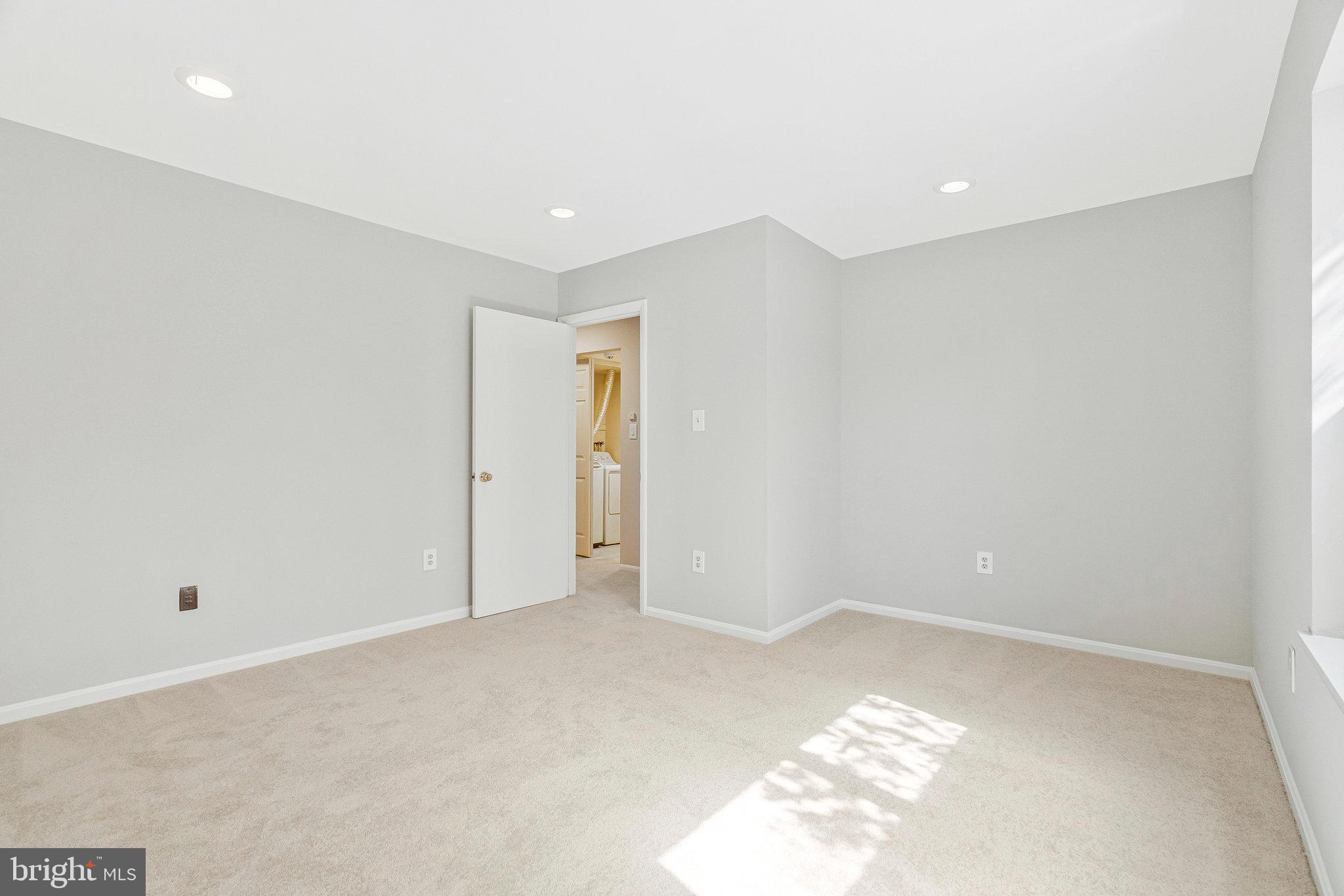 LEXINGTON ESTATES - Residential