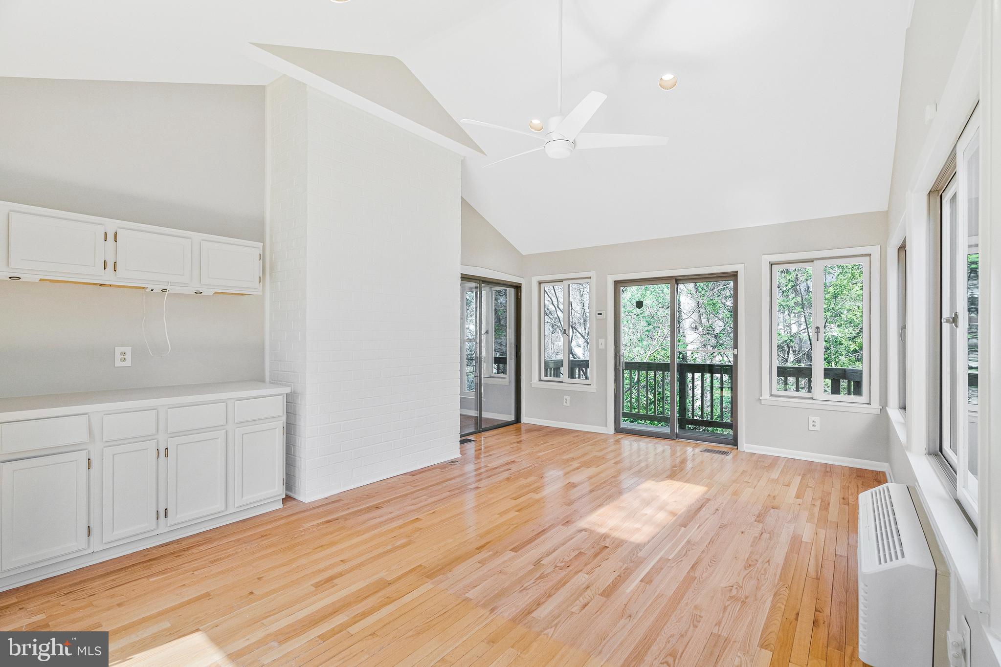 LEXINGTON ESTATES - Residential