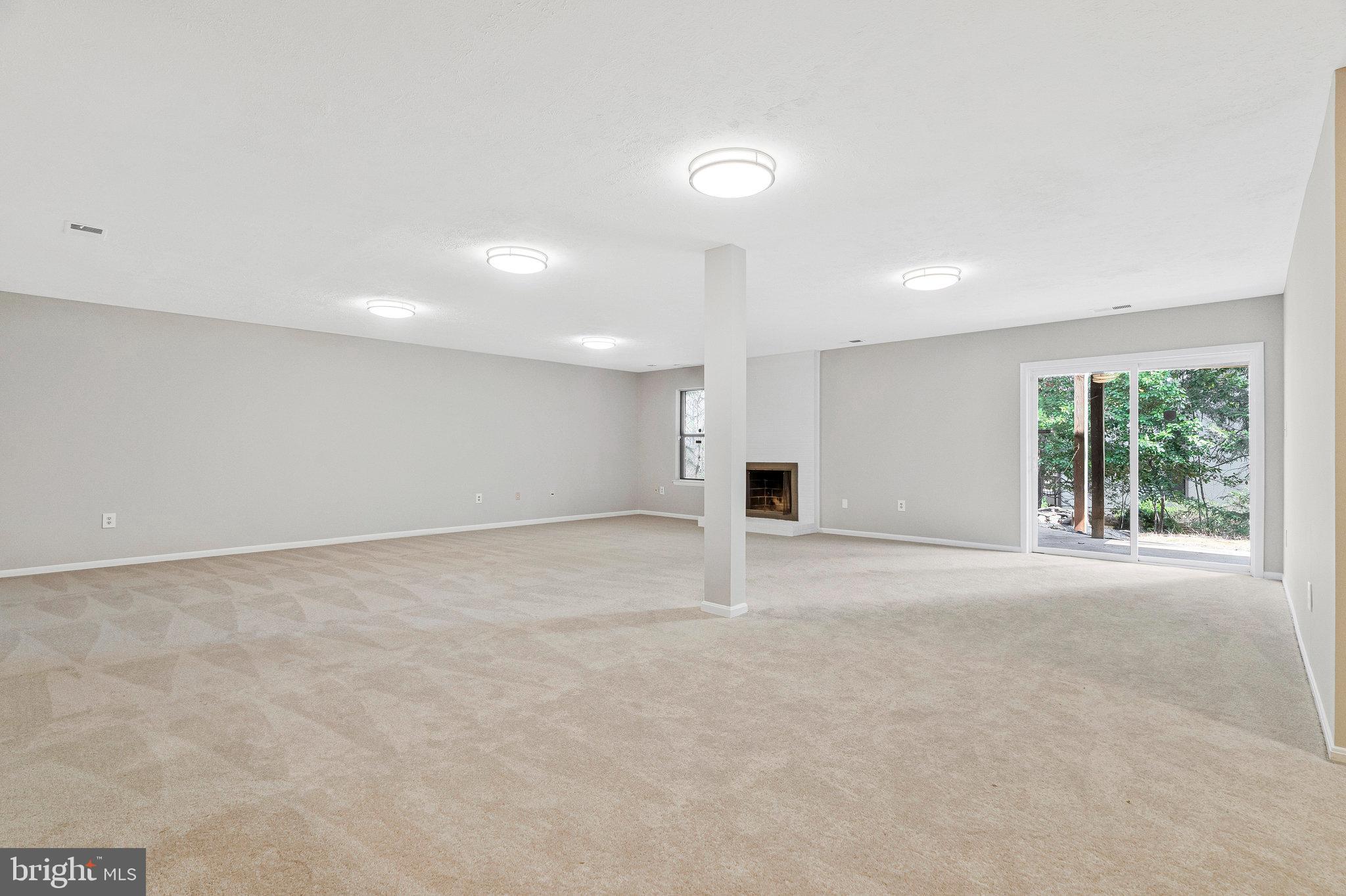 LEXINGTON ESTATES - Residential