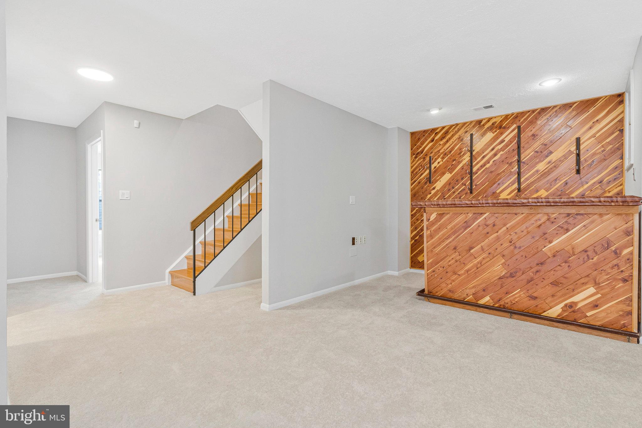 LEXINGTON ESTATES - Residential