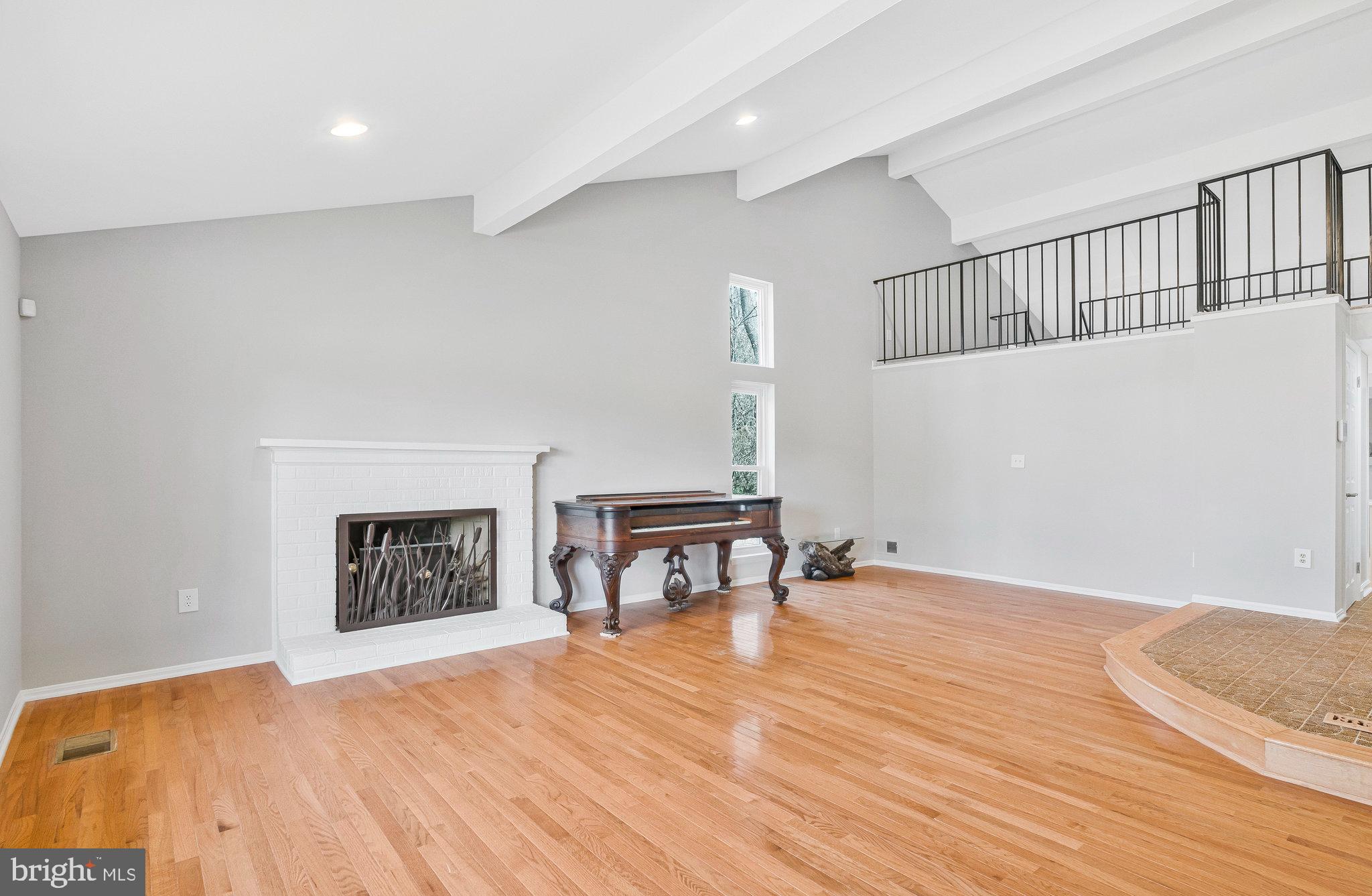 LEXINGTON ESTATES - Residential