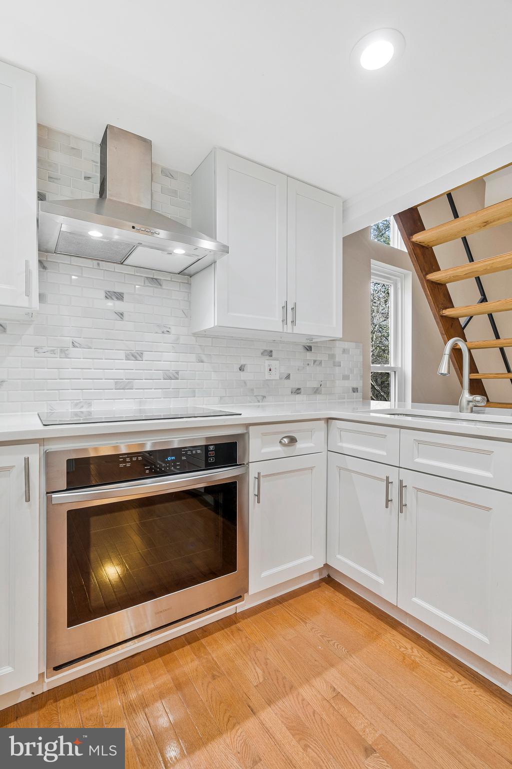 LEXINGTON ESTATES - Residential