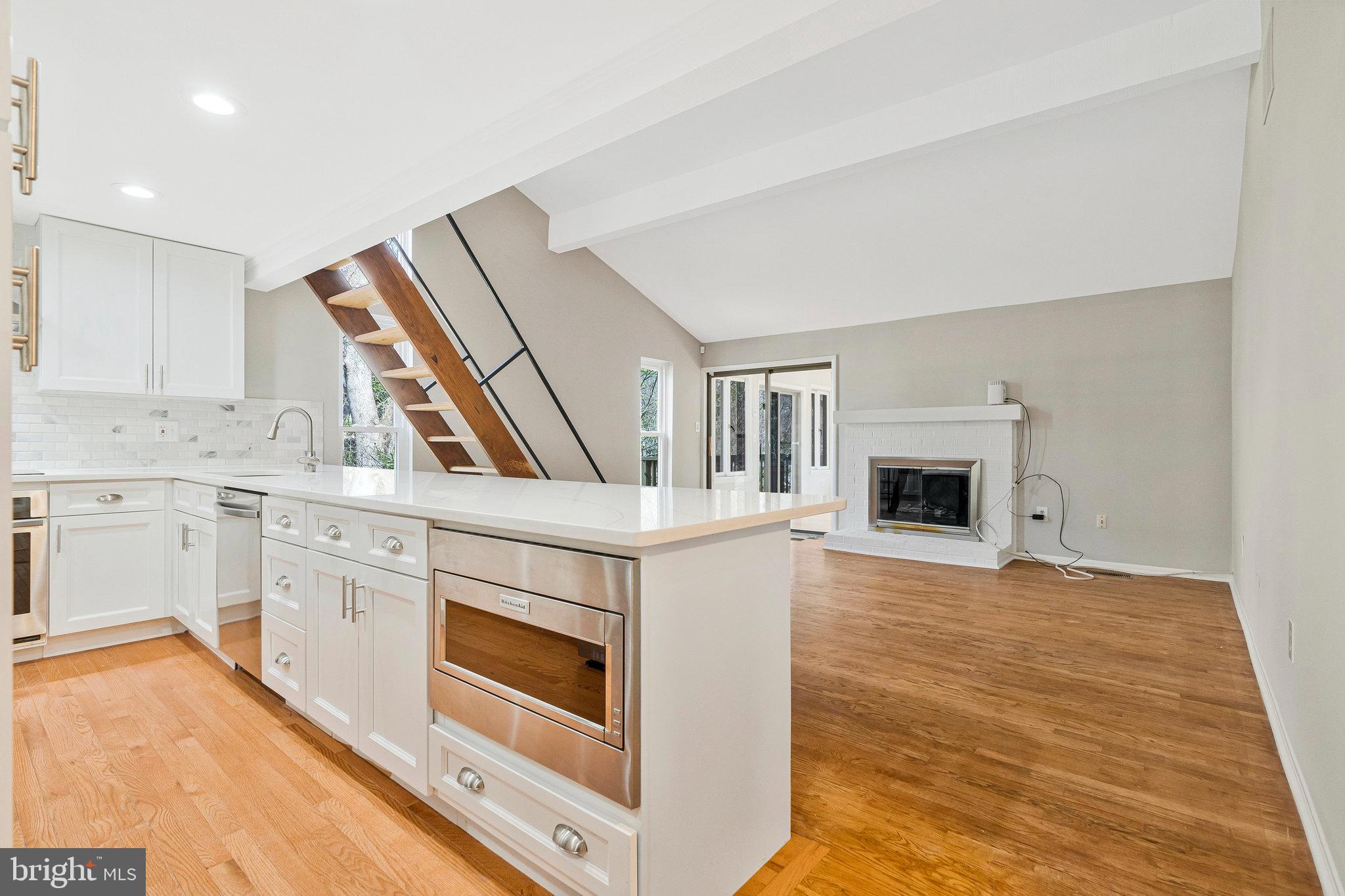 LEXINGTON ESTATES - Residential