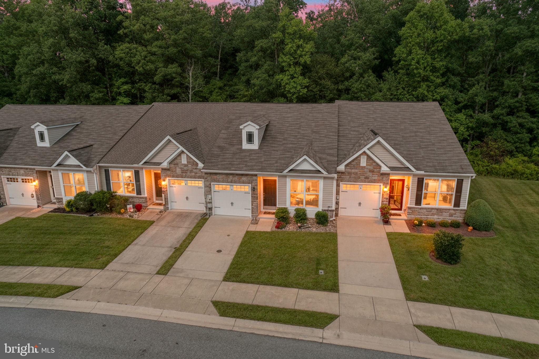 21 STARFIRE COURT
