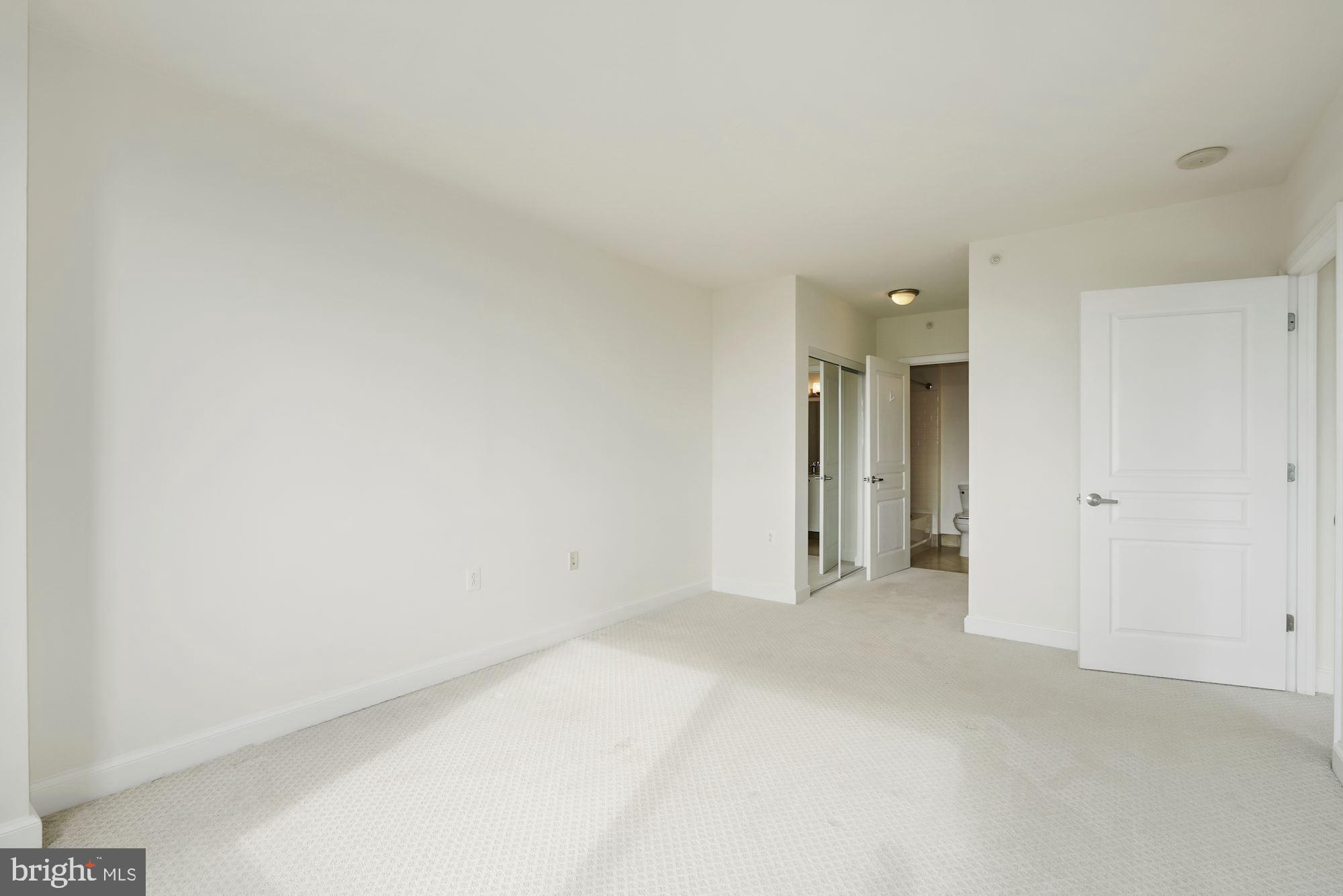 MIDTOWN ALEXANDRIA STATION CONDOMINIUM - Residential