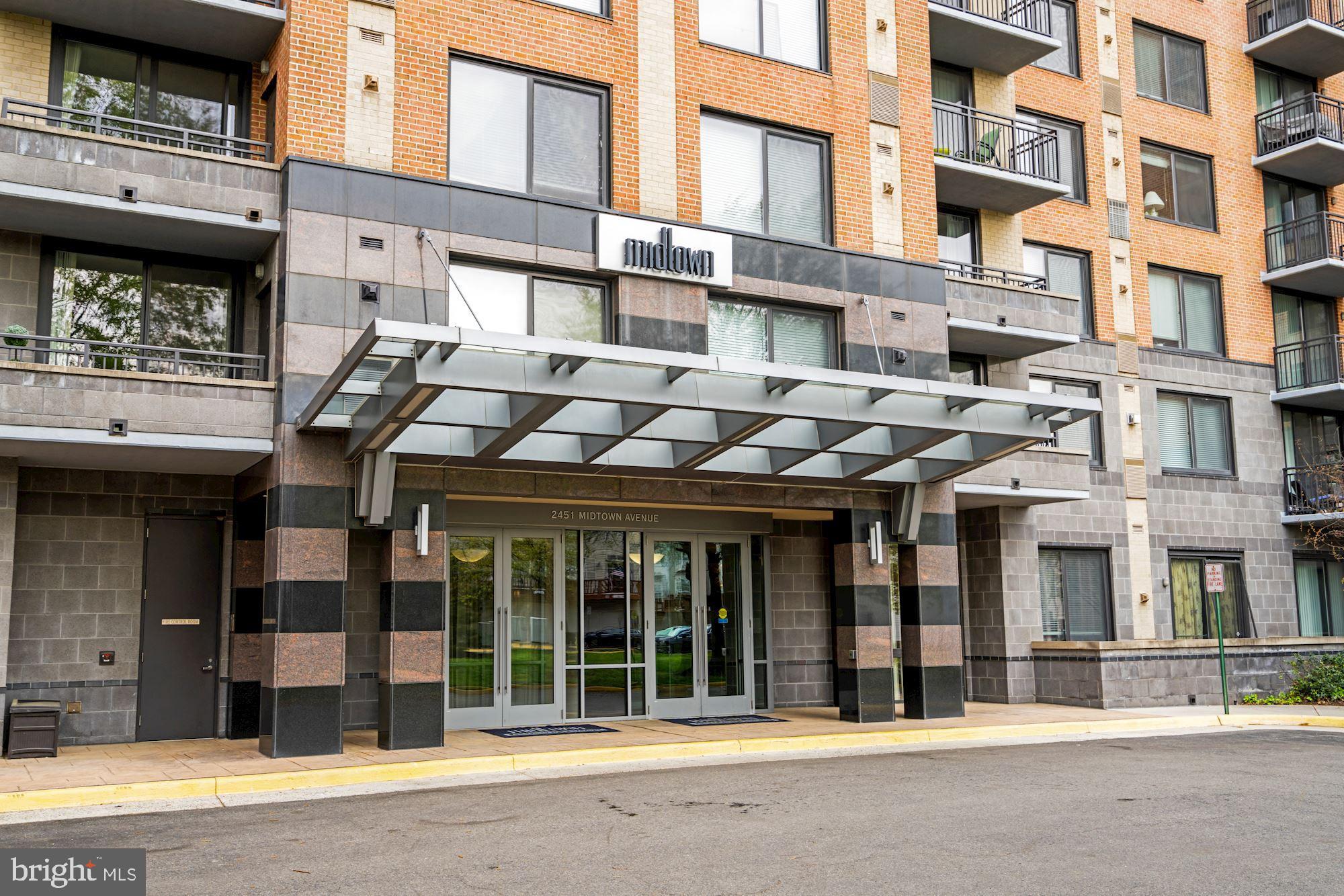 MIDTOWN ALEXANDRIA STATION CONDOMINIUM - Residential