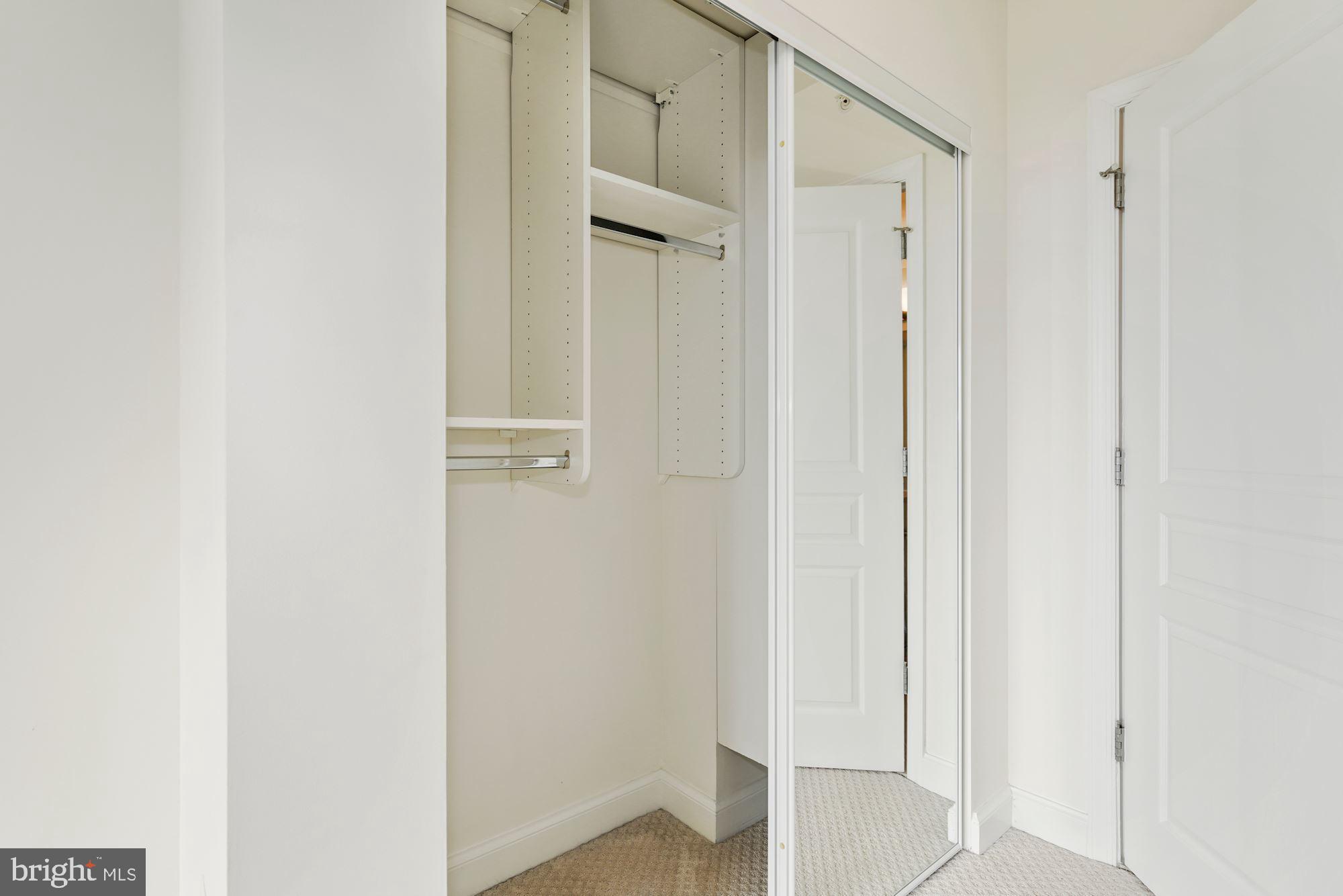 MIDTOWN ALEXANDRIA STATION CONDOMINIUM - Residential