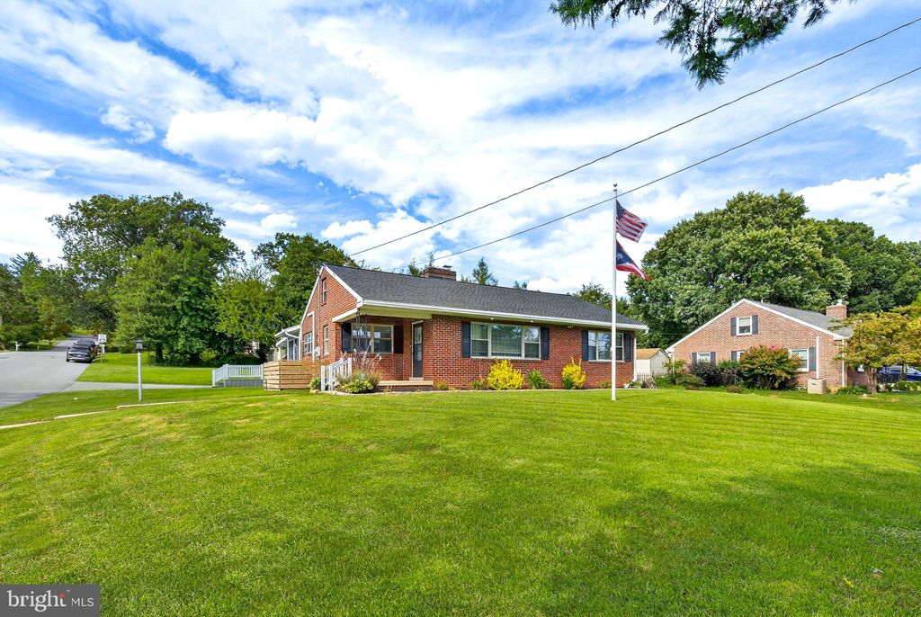 Photo of 21 Blossom Hill Drive, LANCASTER, PA 17601 (MLS # PALA2075764)