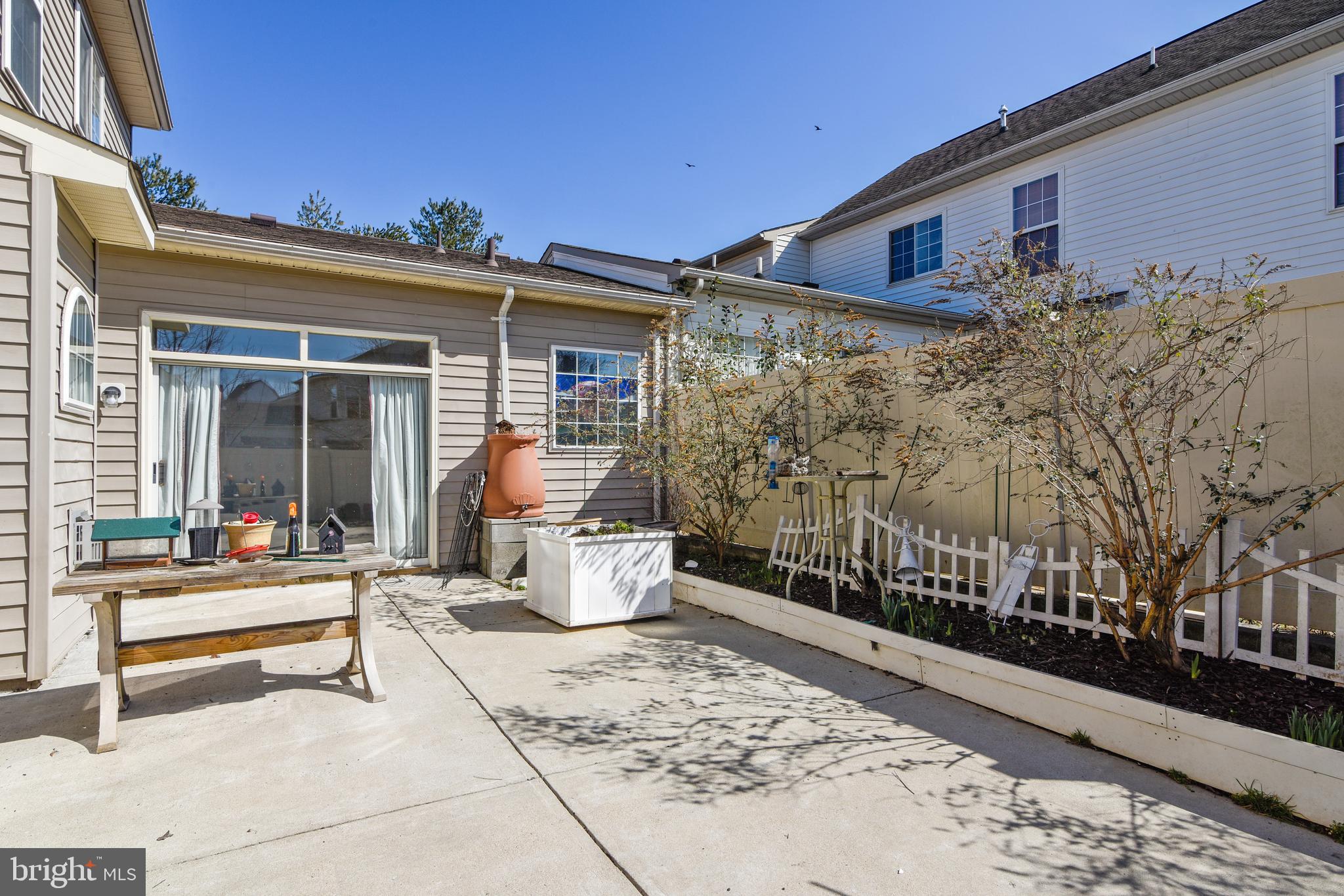 RIDGES AT ASHBURN - Residential