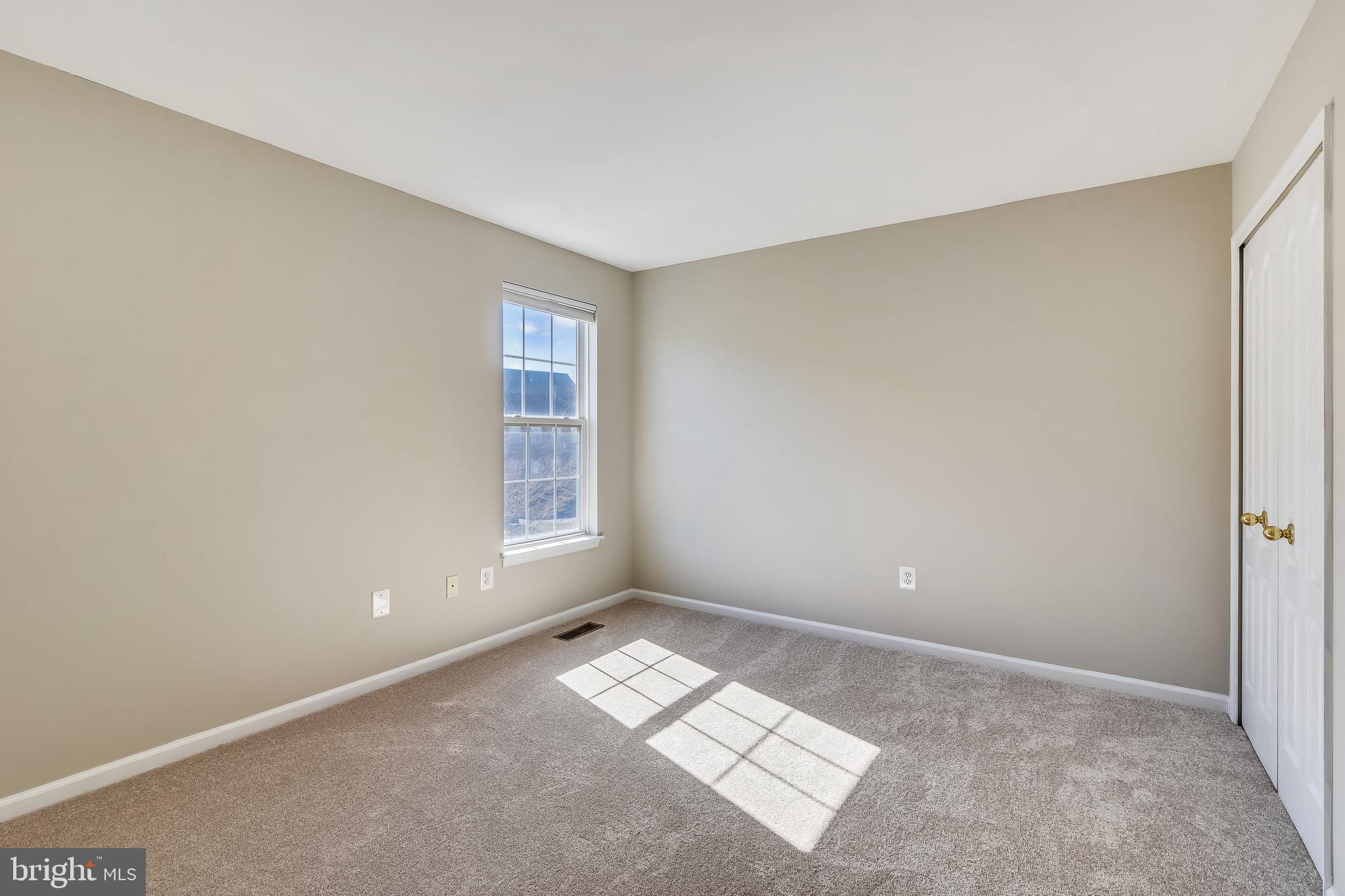 RIDGES AT ASHBURN - Residential