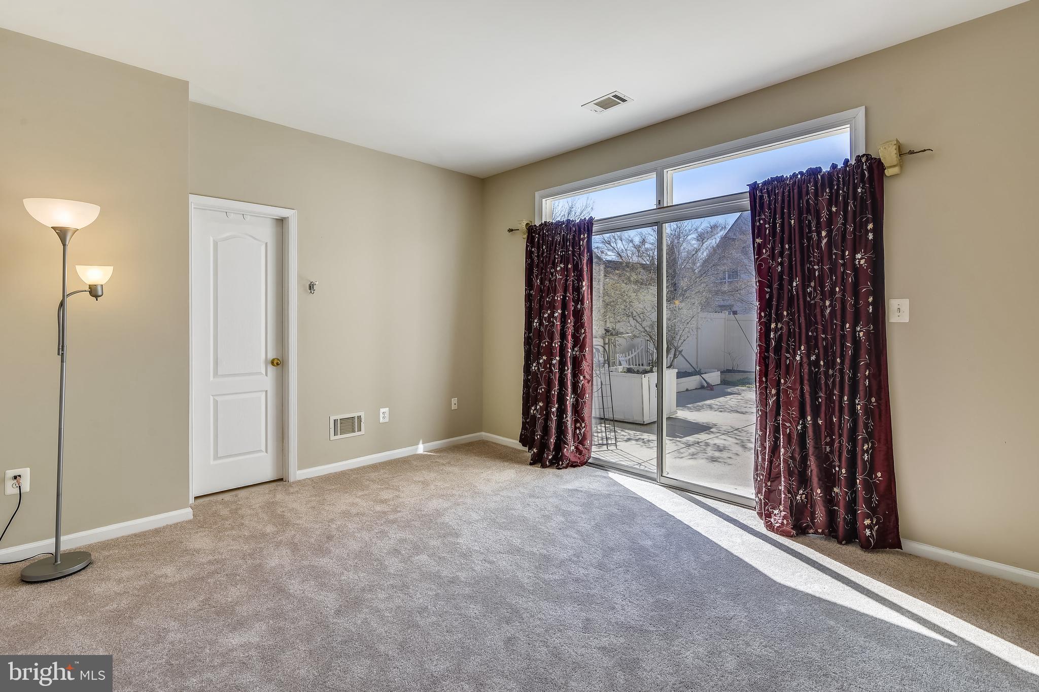 RIDGES AT ASHBURN - Residential