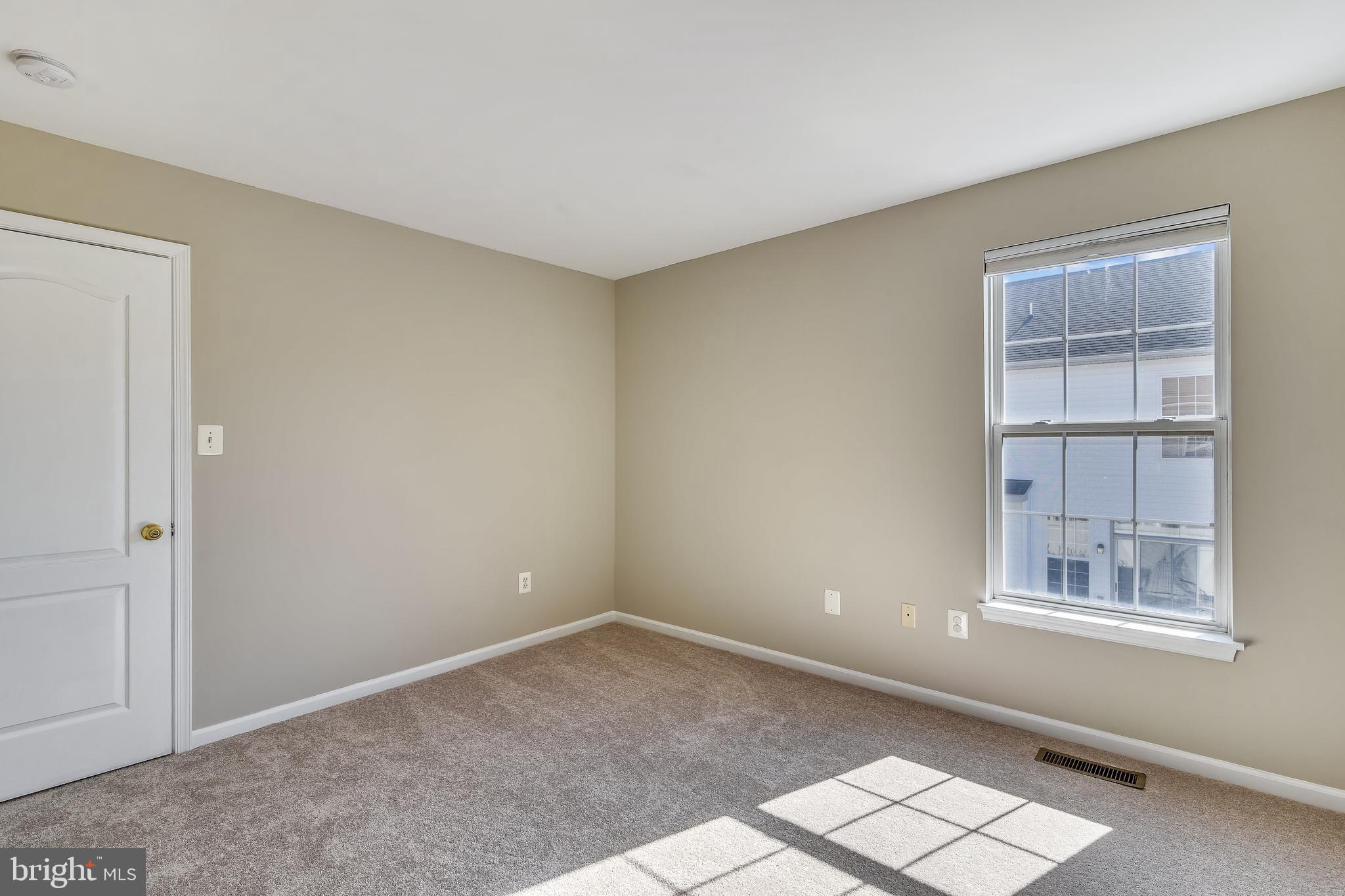 RIDGES AT ASHBURN - Residential