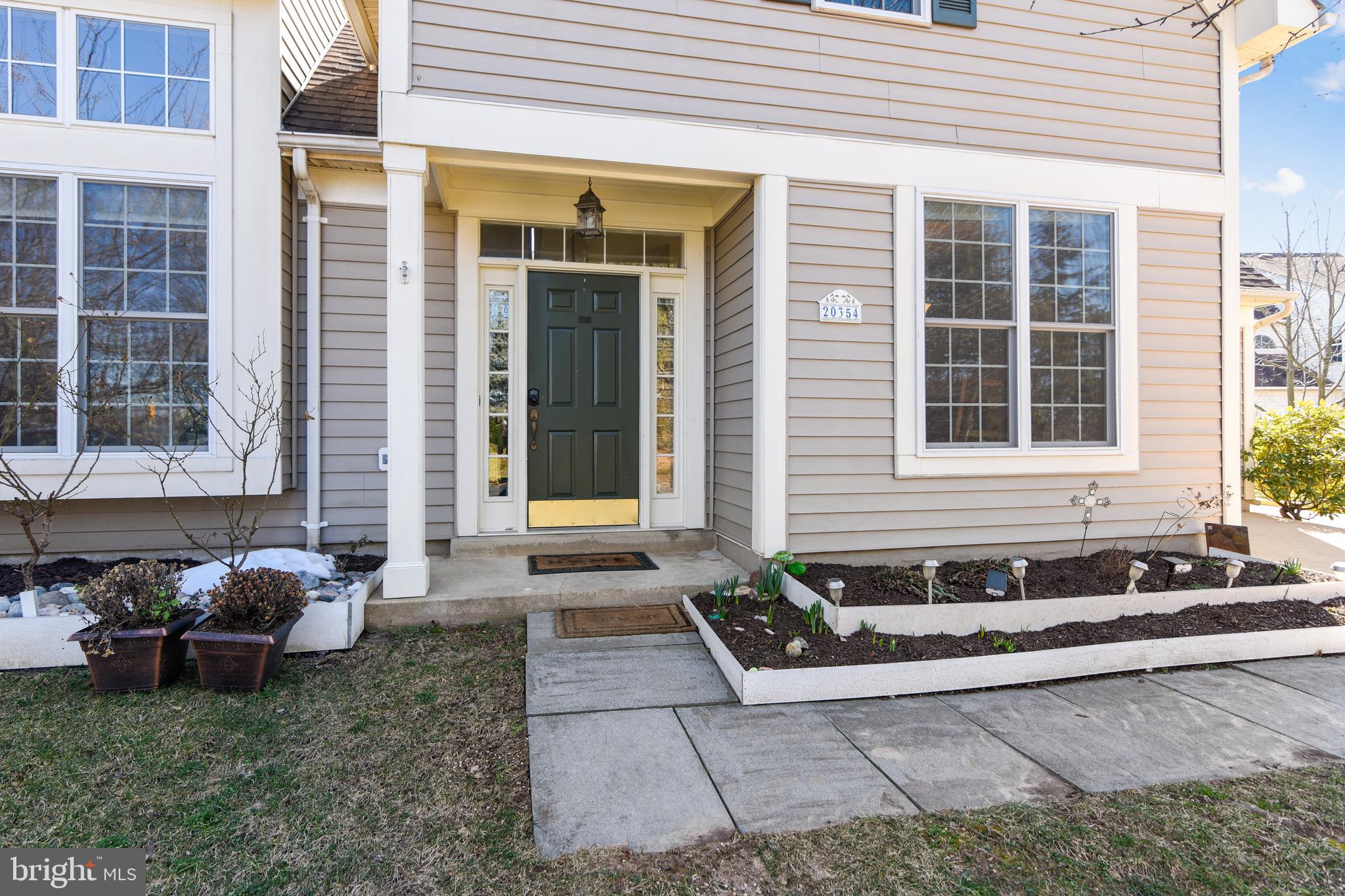 RIDGES AT ASHBURN - Residential