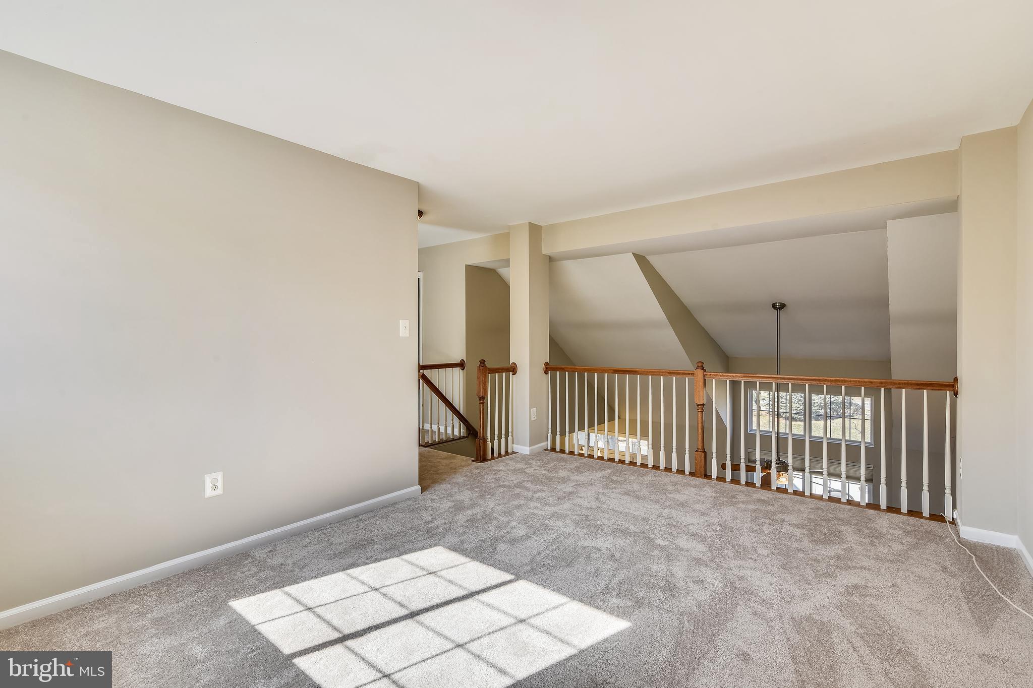 RIDGES AT ASHBURN - Residential