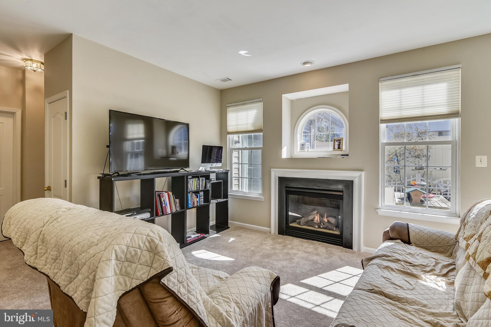 RIDGES AT ASHBURN - Residential