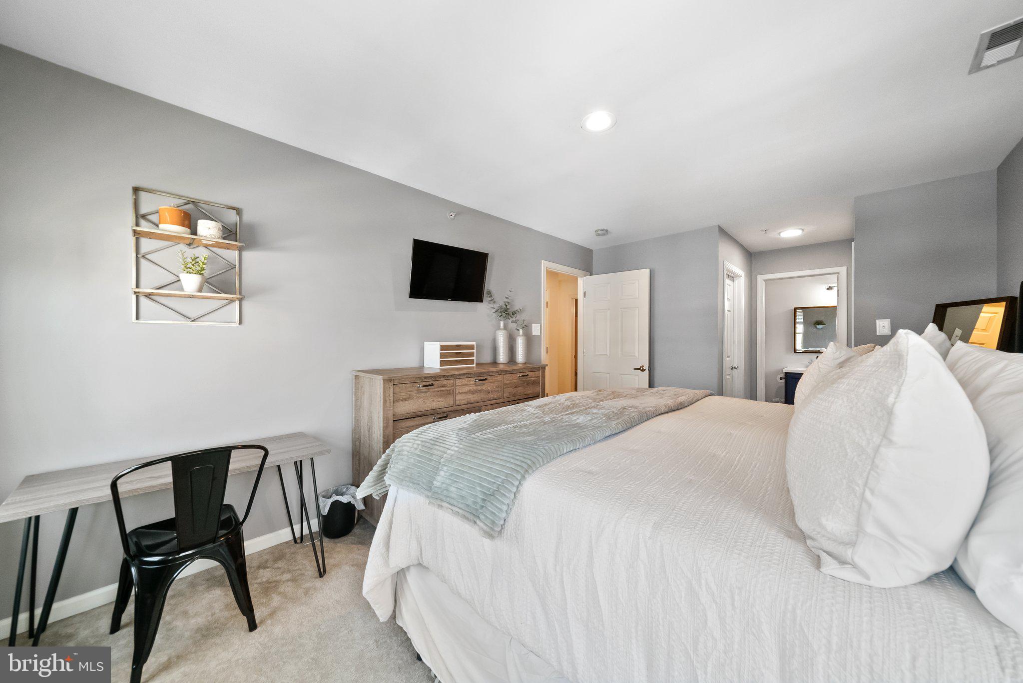 GREEN STREET MEWS - Residential