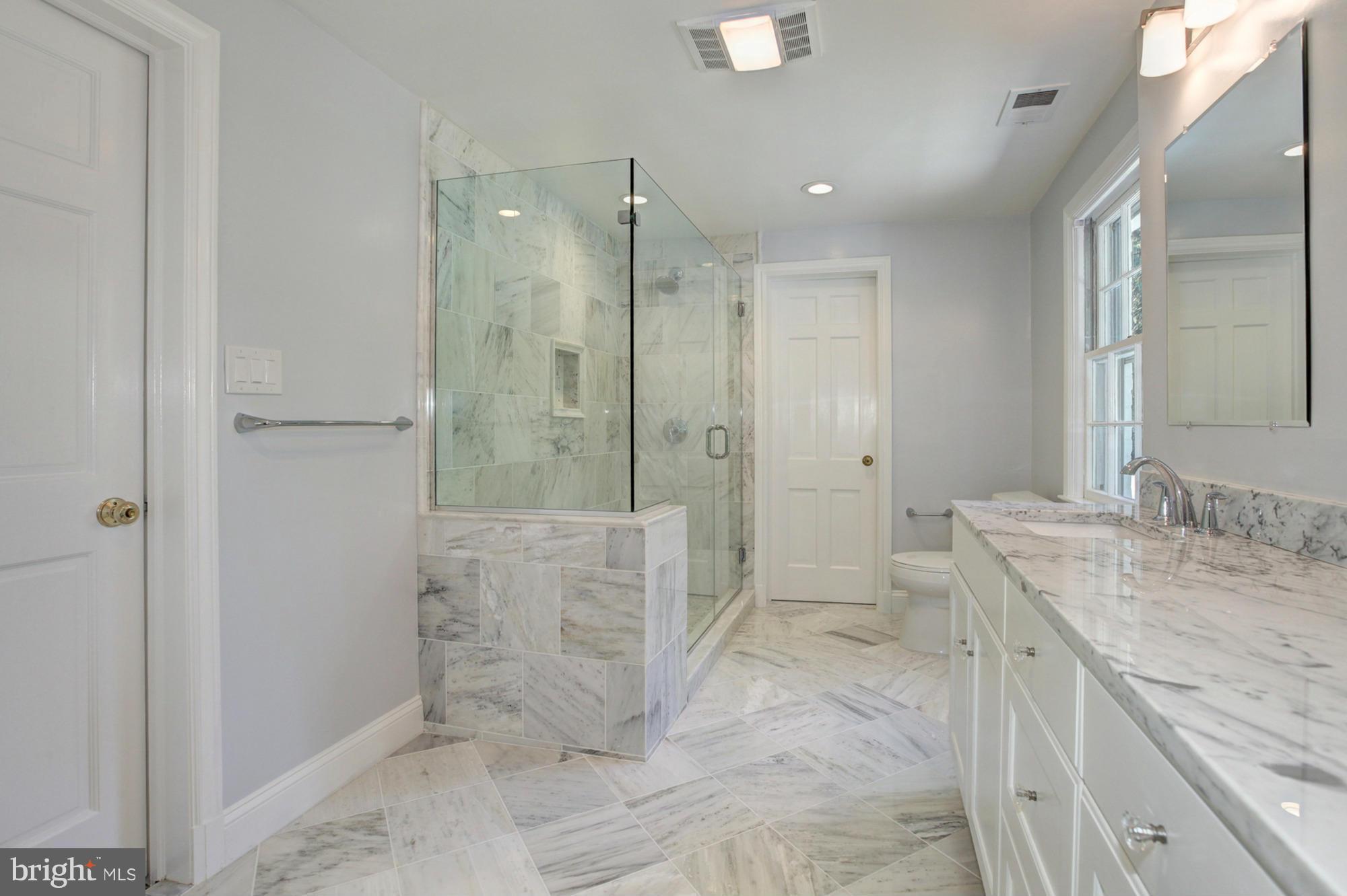 KENWOOD - Residential