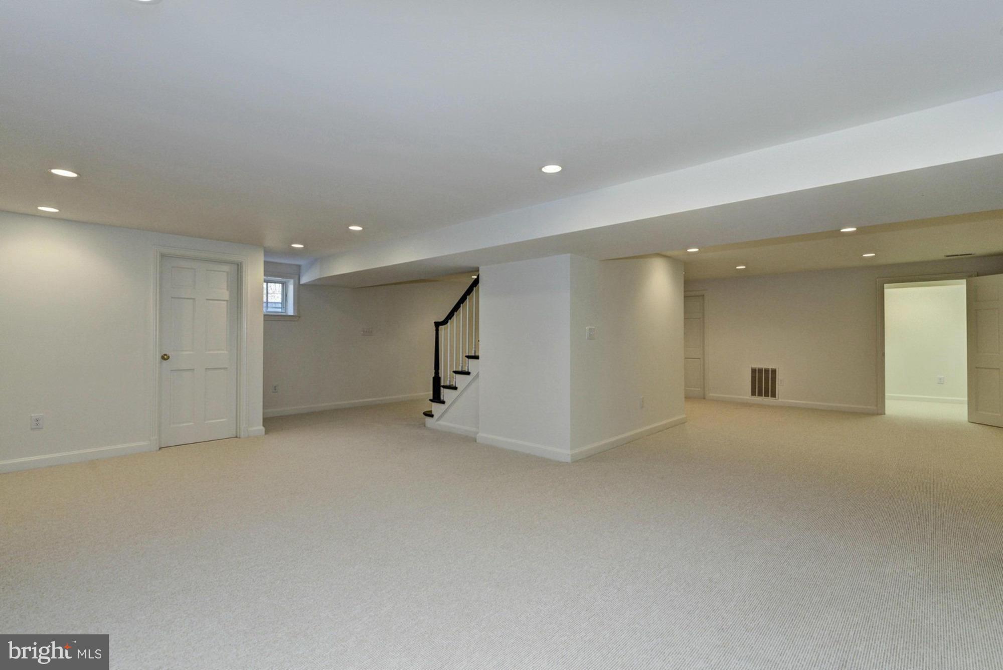 KENWOOD - Residential