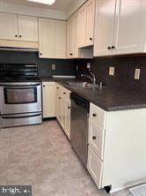 CHRISTOPHER COURT - Residential Lease