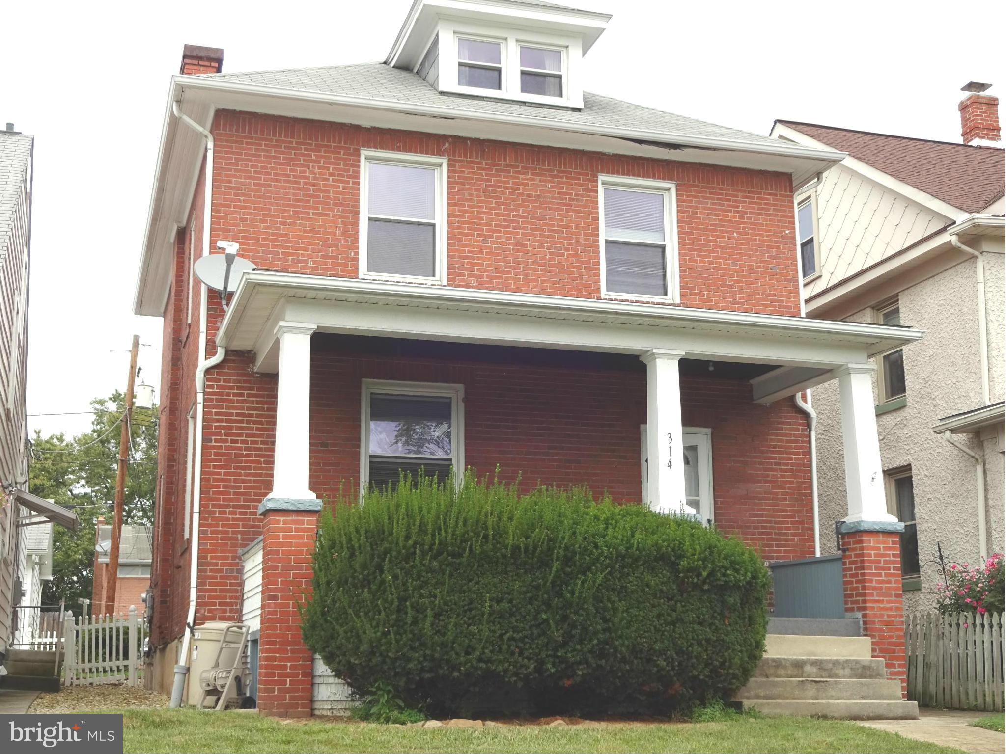 JOHNSON HEIGHTS - Residential