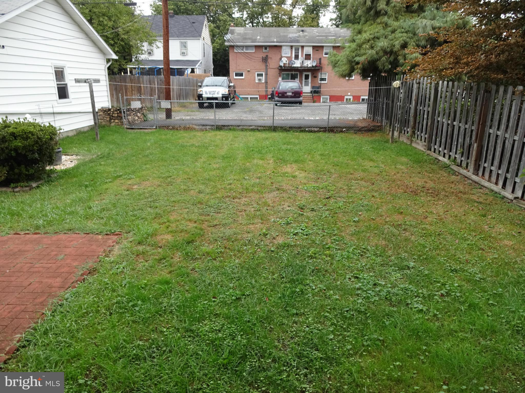 JOHNSON HEIGHTS - Residential