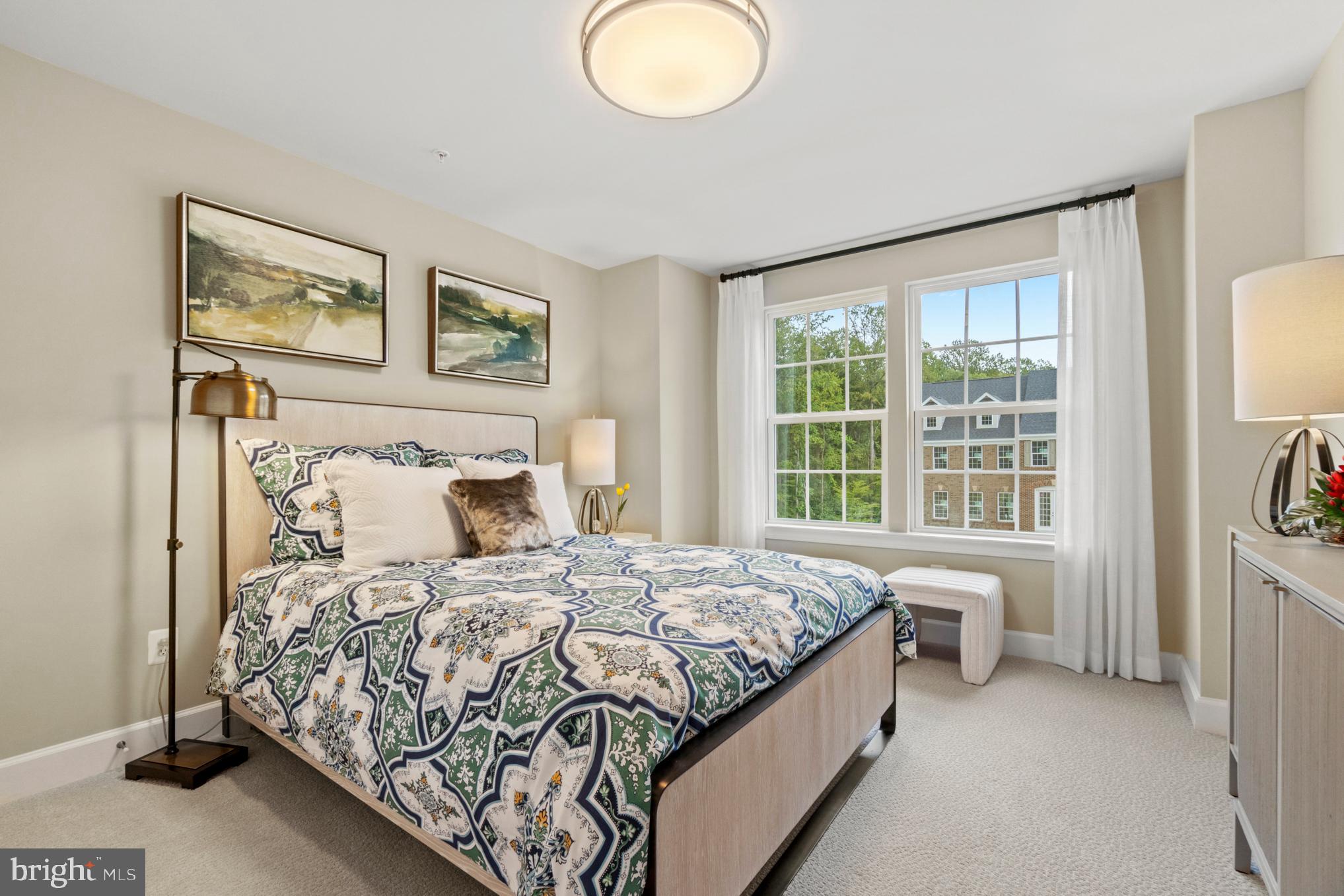 MARLBORO RIDGE - Residential