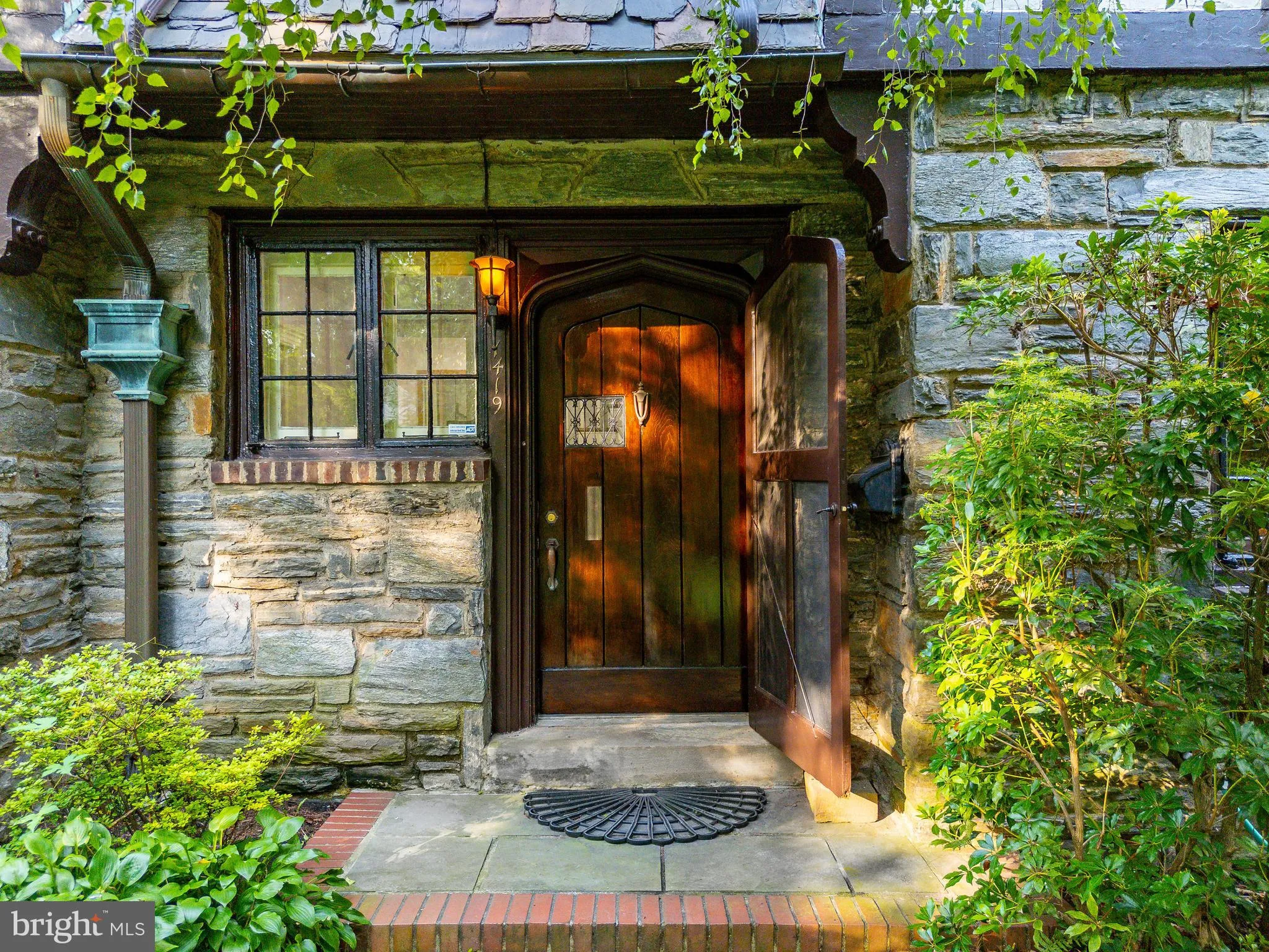 Bryn Mawr, Pennsylvania 19010, United States, 6 Bedrooms Bedrooms, ,4 BathroomsBathrooms,Residential,Pending,176332