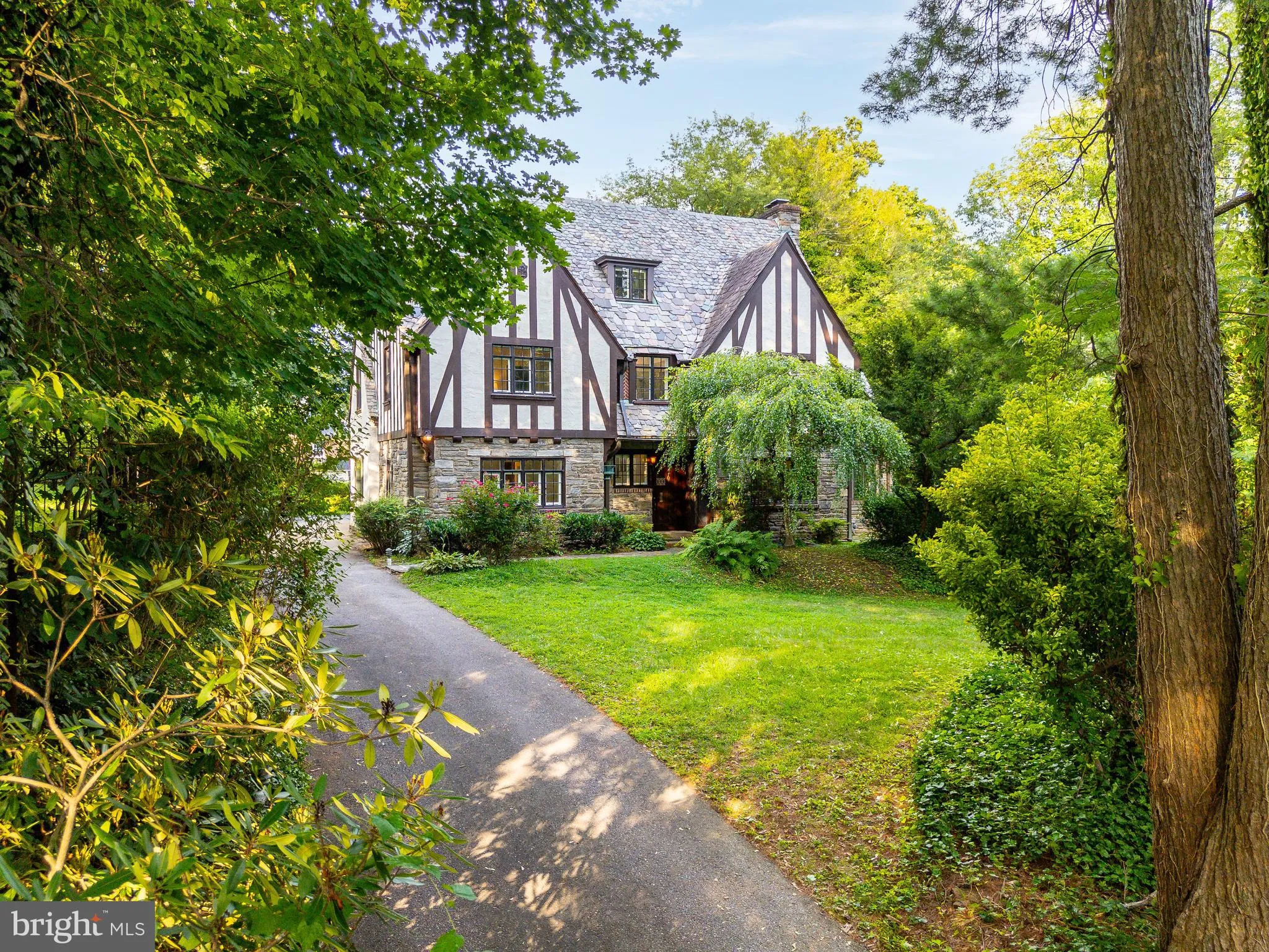 Bryn Mawr, Pennsylvania 19010, United States, 6 Bedrooms Bedrooms, ,4 BathroomsBathrooms,Residential,Pending,176332