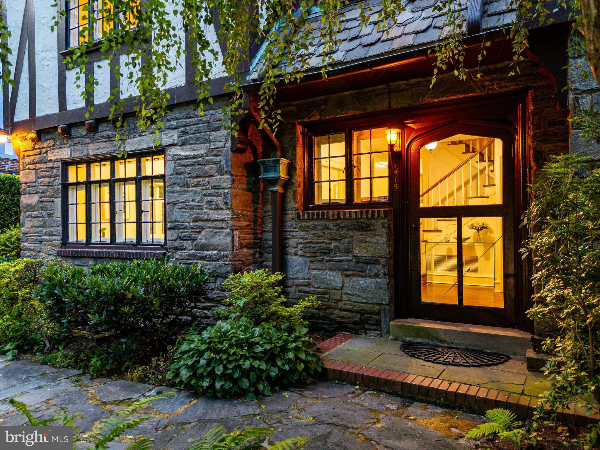 Bryn Mawr, Pennsylvania 19010, United States, 6 Bedrooms Bedrooms, ,4 BathroomsBathrooms,Residential,Pending,176332