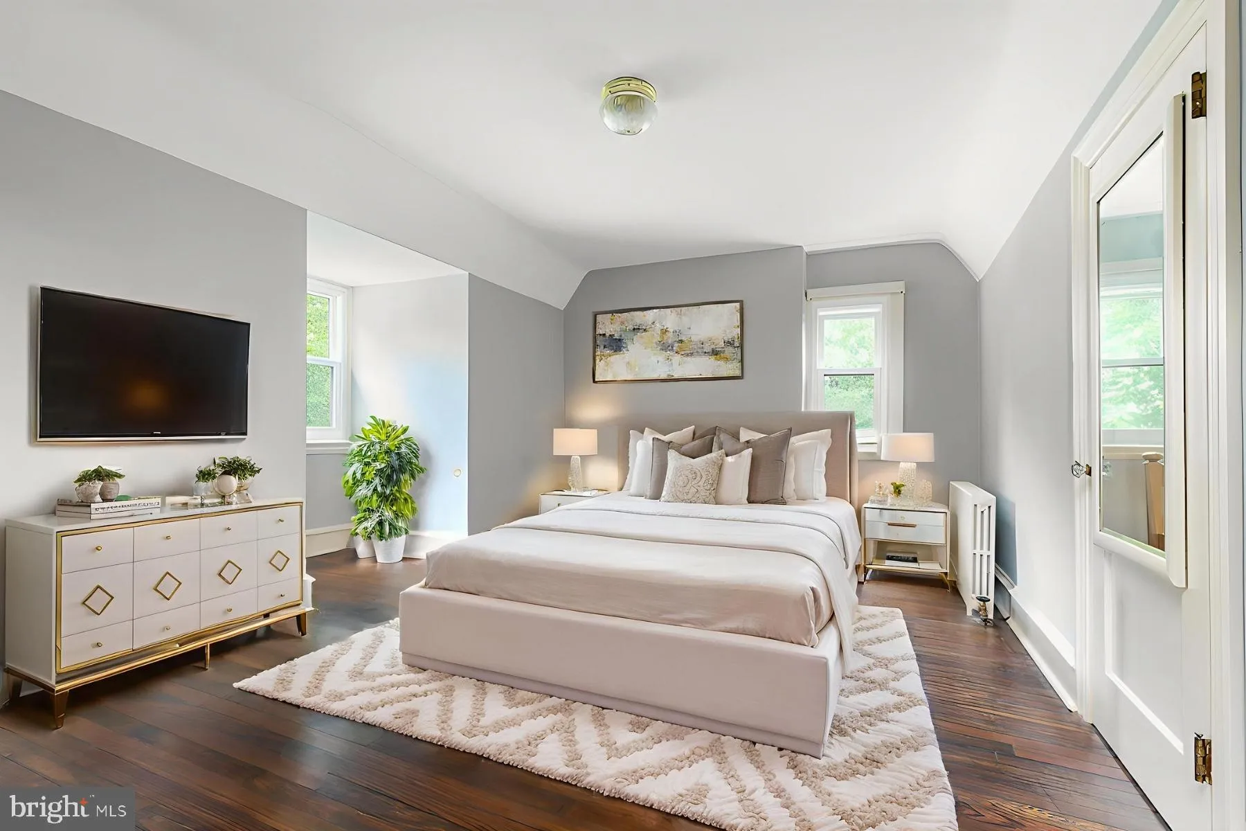 Bryn Mawr, Pennsylvania 19010, United States, 6 Bedrooms Bedrooms, ,4 BathroomsBathrooms,Residential,Pending,176332