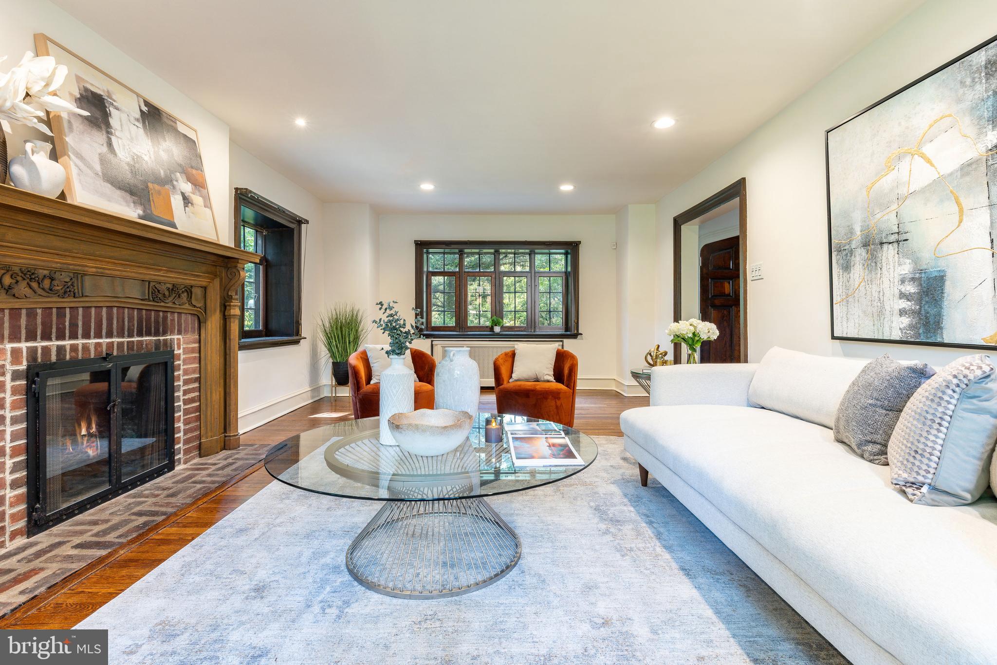 BRYN MAWR - Residential