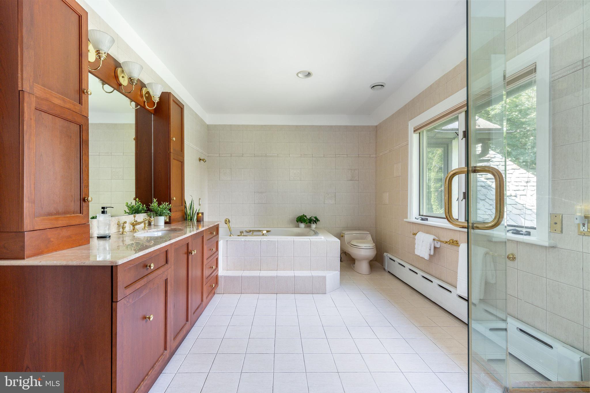 BRYN MAWR - Residential