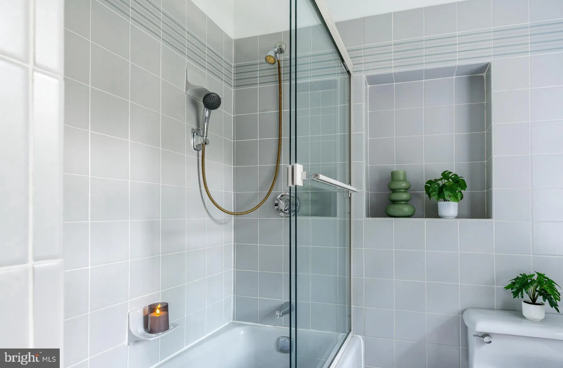 Bryn Mawr, Pennsylvania 19010, United States, 6 Bedrooms Bedrooms, ,4 BathroomsBathrooms,Residential,Pending,176332