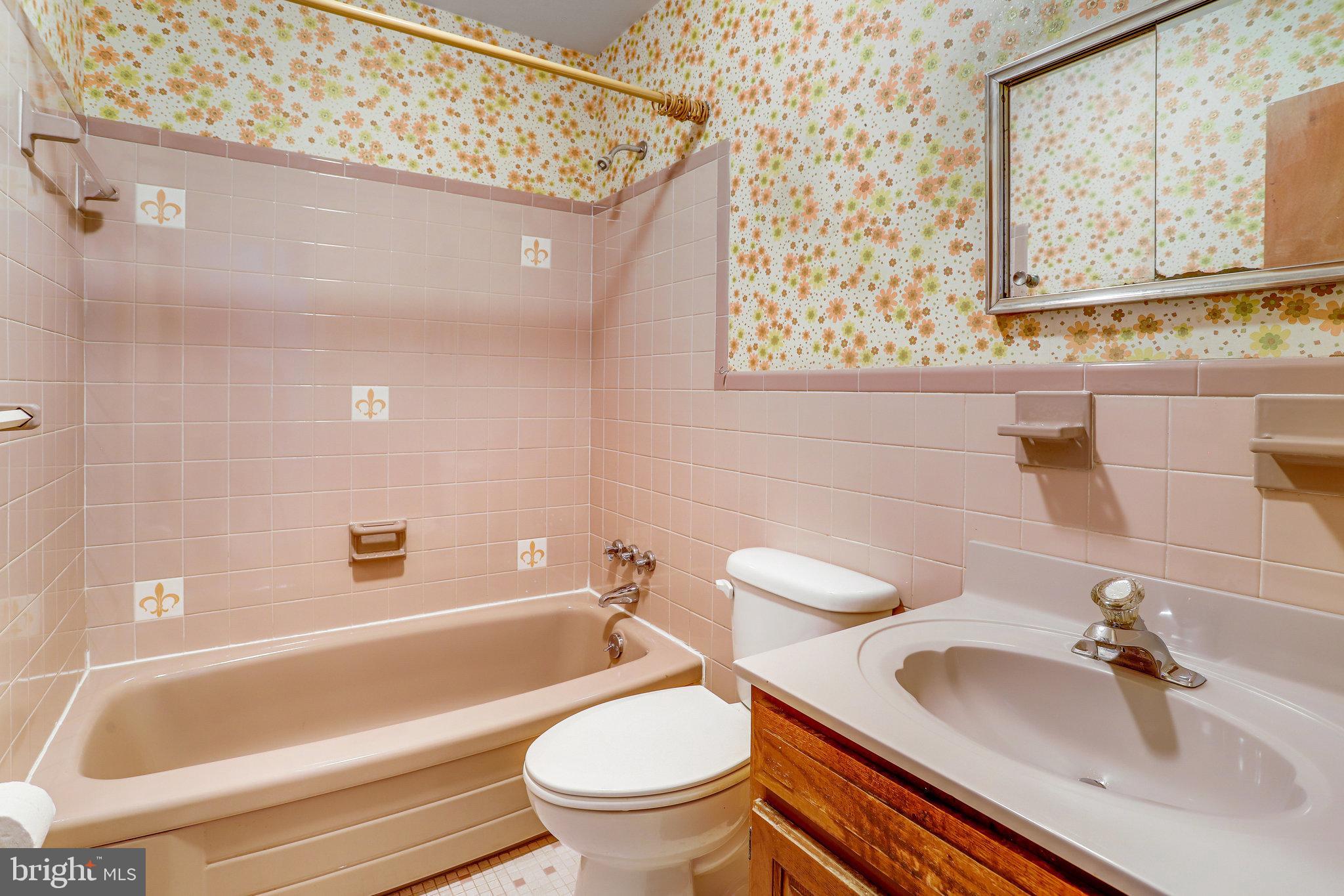 CALTOR MANOR - Residential