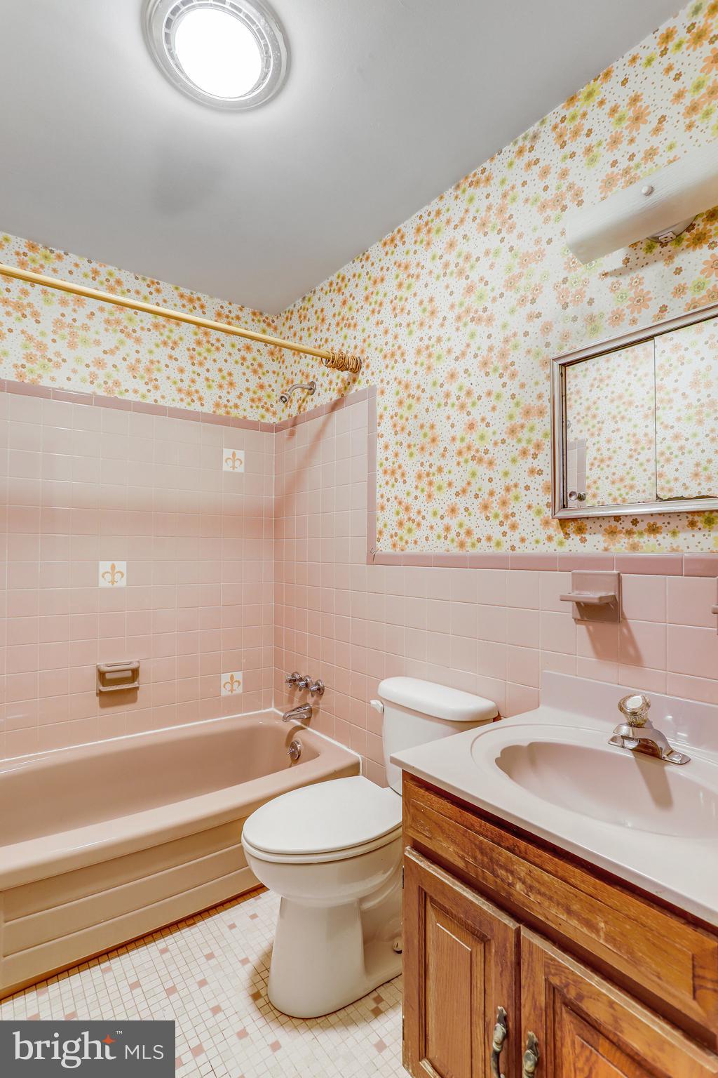 CALTOR MANOR - Residential