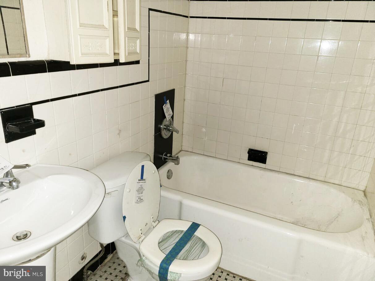 BROOKLYN - Residential