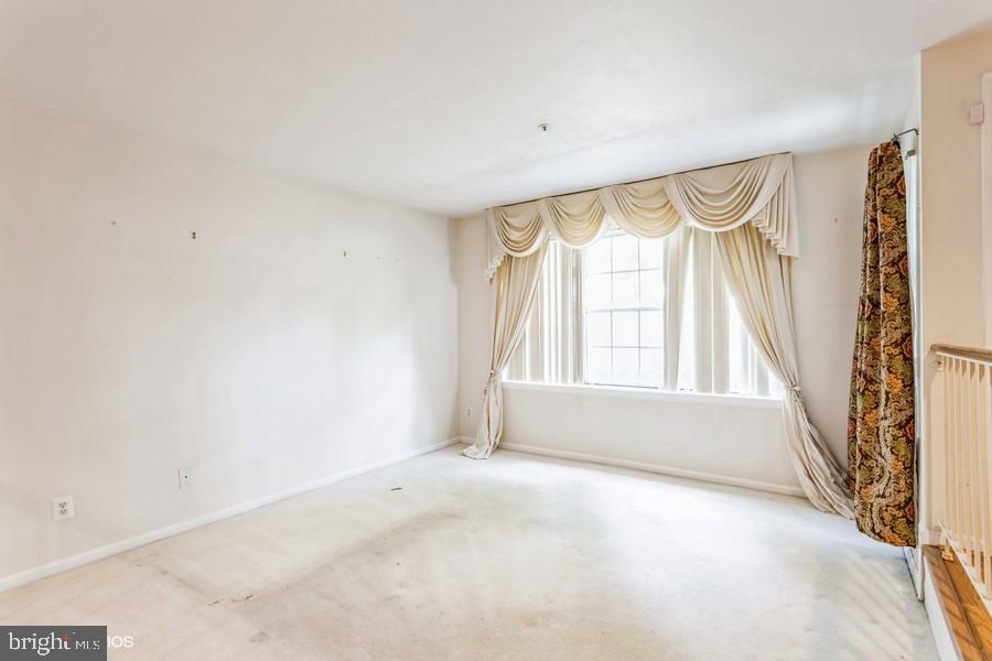 GLENSFORD - Residential