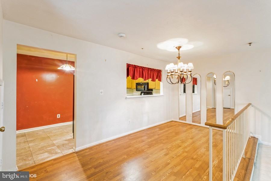 GLENSFORD - Residential